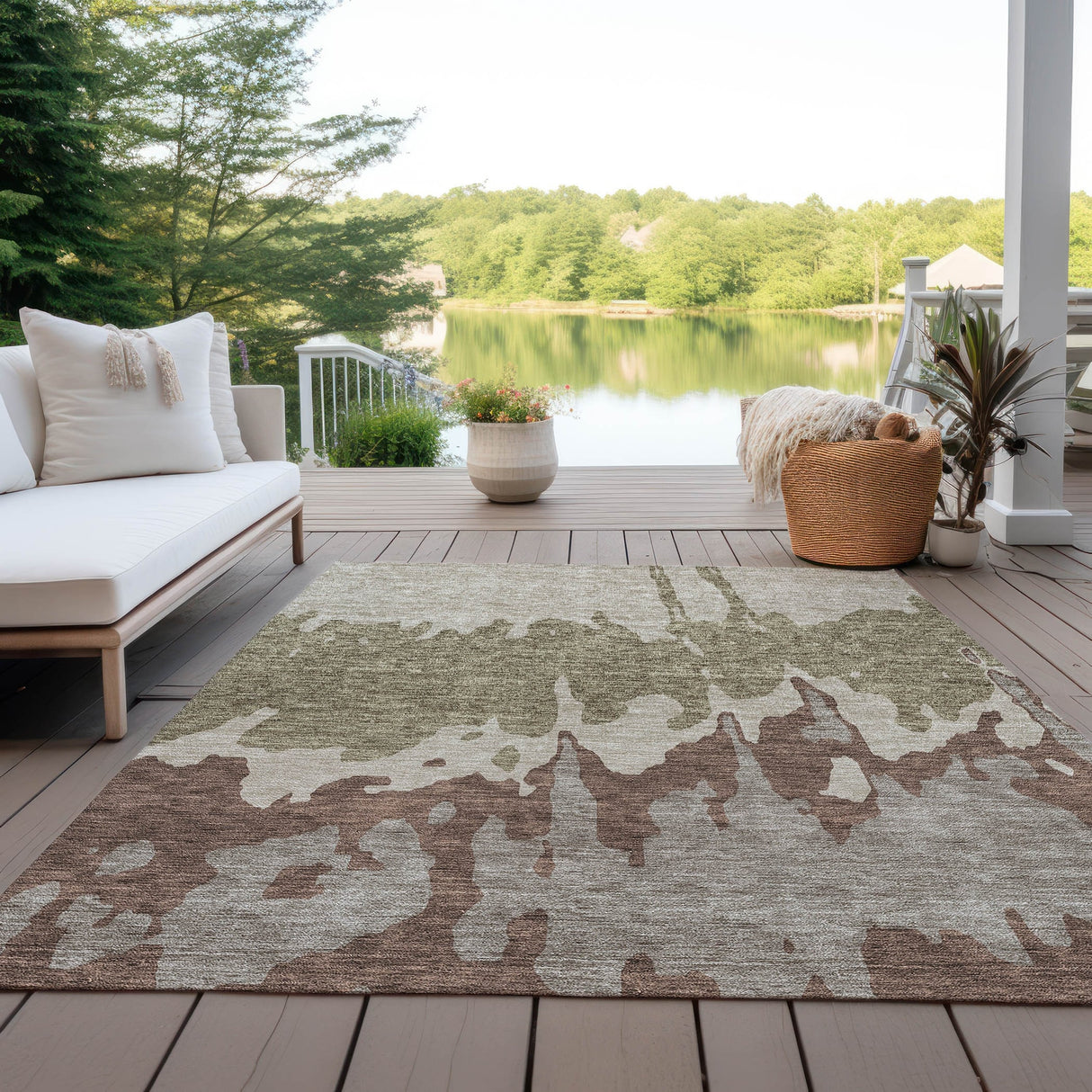 Machine Washable Indoor/ Outdoor Modern Abstract Chantille Rug