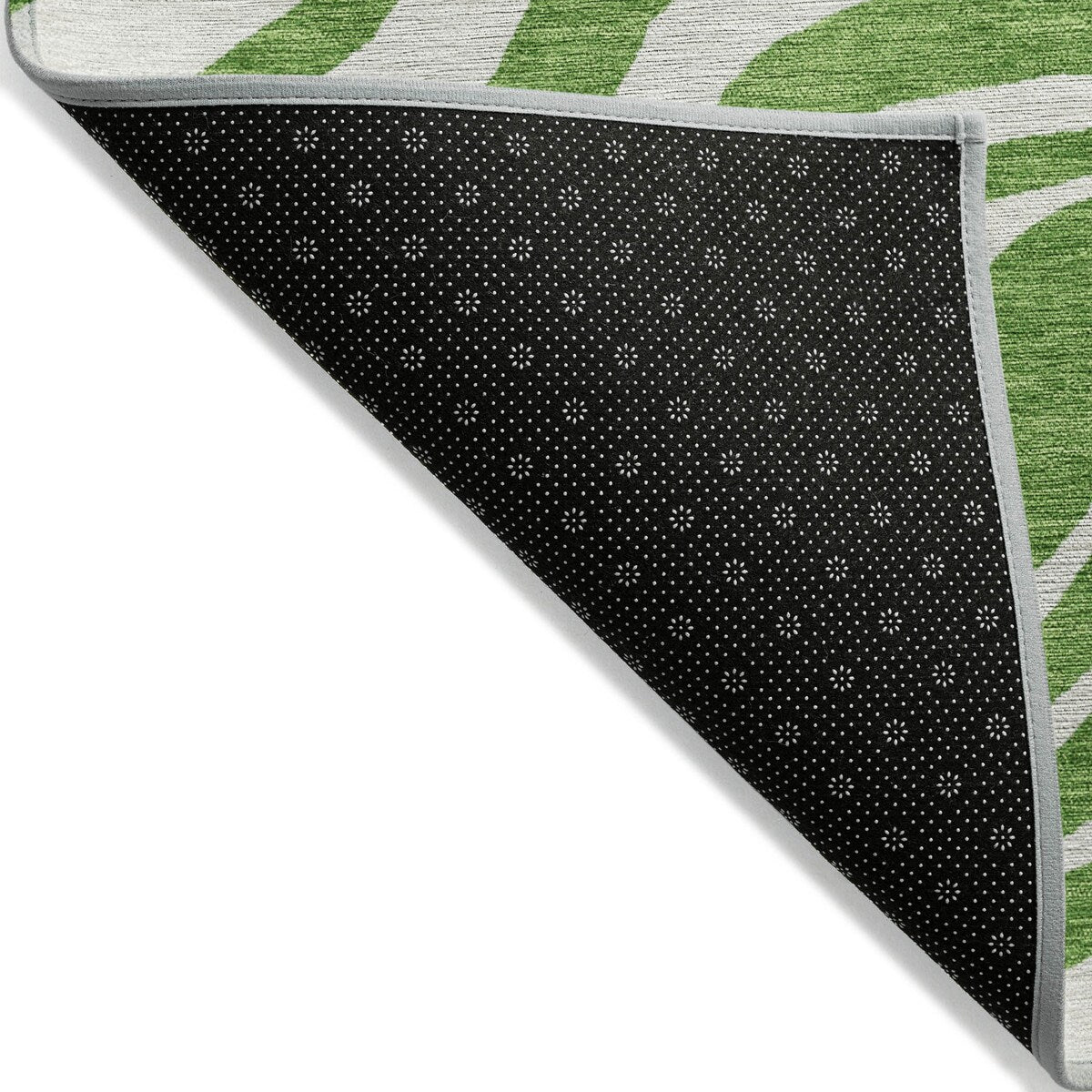 Machine Washable Indoor/ Outdoor Modern Animal Print Chantille Rug