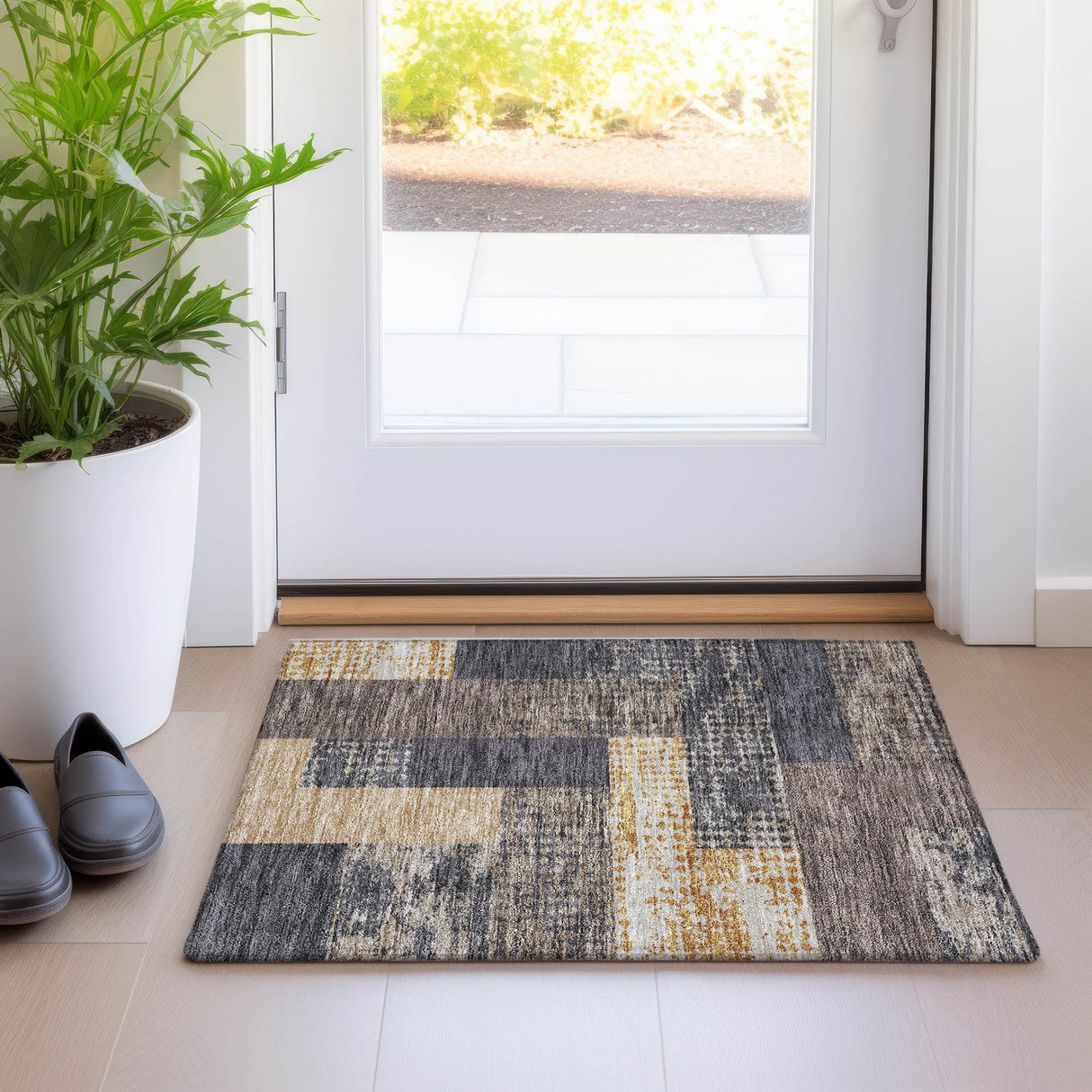 Machine Washable Indoor/ Outdoor Modern Blocks Chantille Rug
