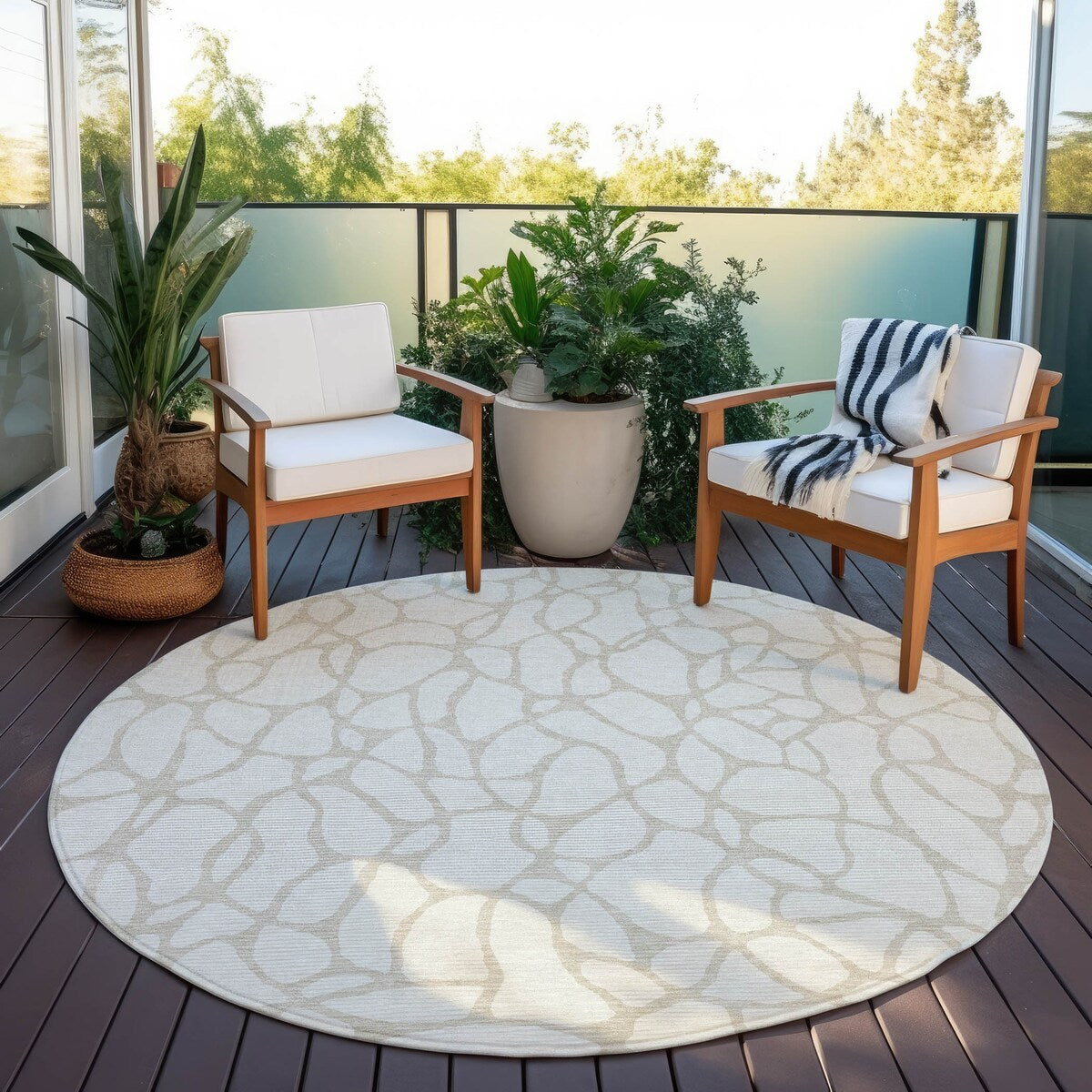 Machine Washable Indoor/ Outdoor Modern Chantille Rug