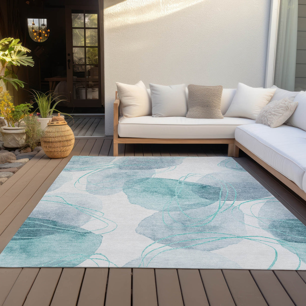 Machine Washable Indoor/ Outdoor Modern Circles Chantille Rug