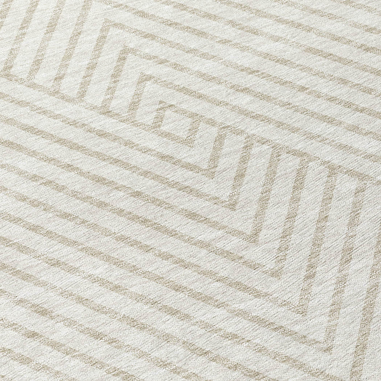 Machine Washable Indoor/ Outdoor Modern Geo Chantille Rug