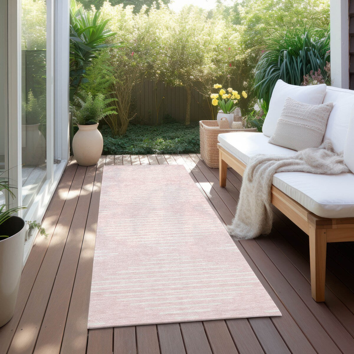 Machine Washable Indoor/ Outdoor Modern Stripe Chantille Rug