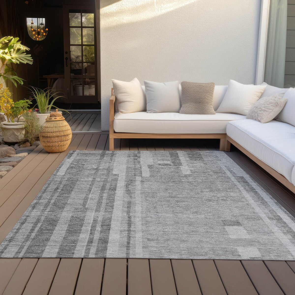 Machine Washable Indoor/ Outdoor Modern Stripes Chantille Rug