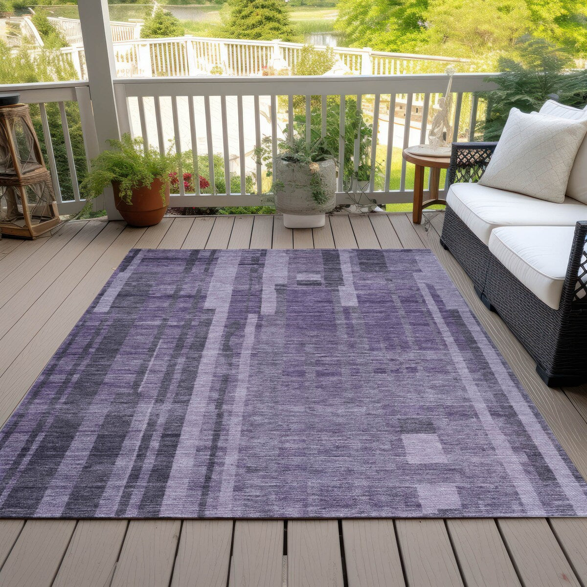 Machine Washable Indoor/ Outdoor Modern Stripes Chantille Rug