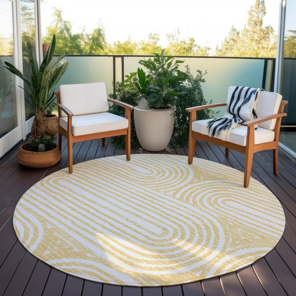 Machine Washable Indoor/ Outdoor Modern Vibes Chantille Rug