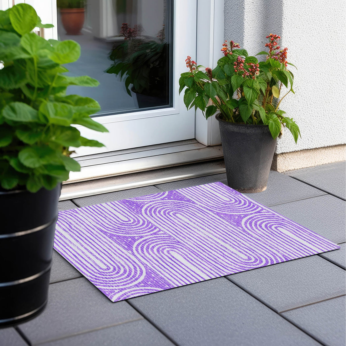 Machine Washable Indoor/ Outdoor Modern Vibes Chantille Rug