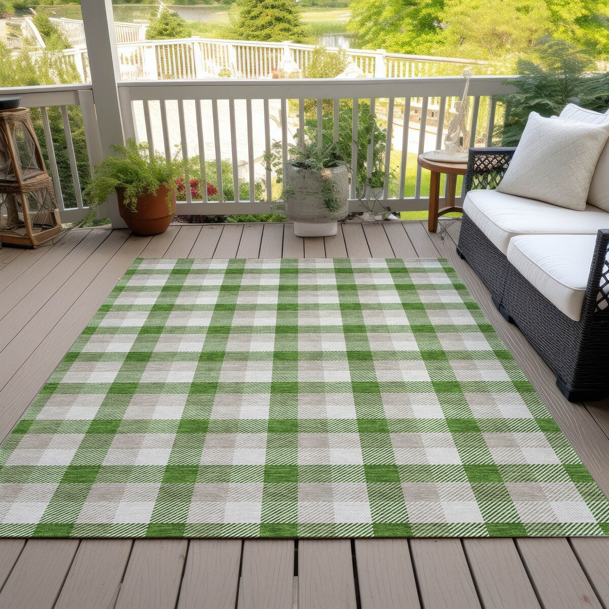 Machine Washable Indoor/ Outdoor Plaid Chantille Rug