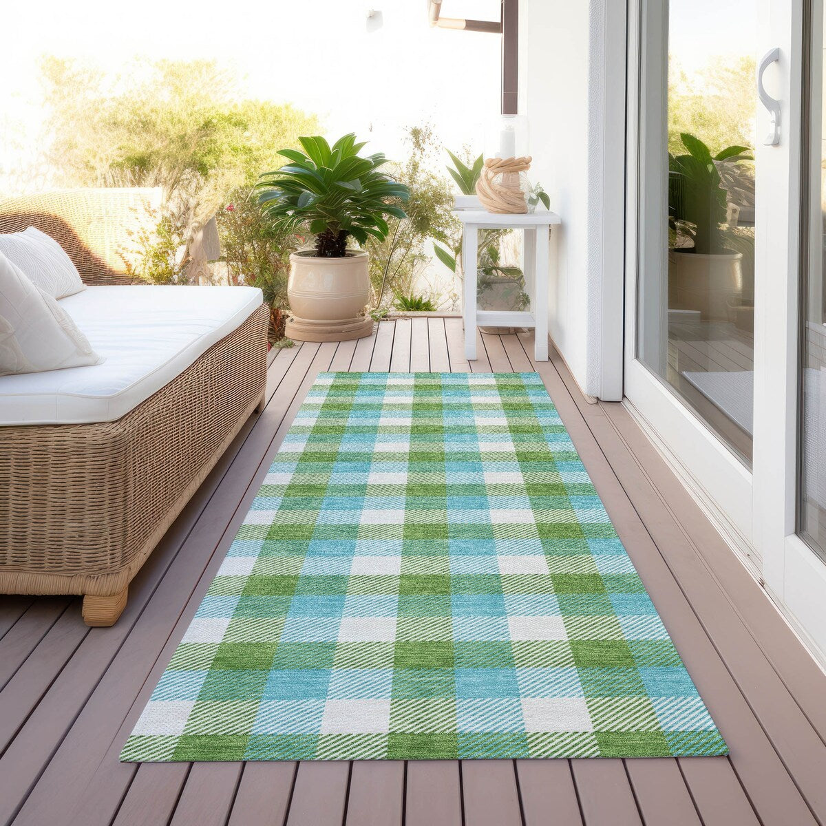 Machine Washable Indoor/ Outdoor Plaid Chantille Rug