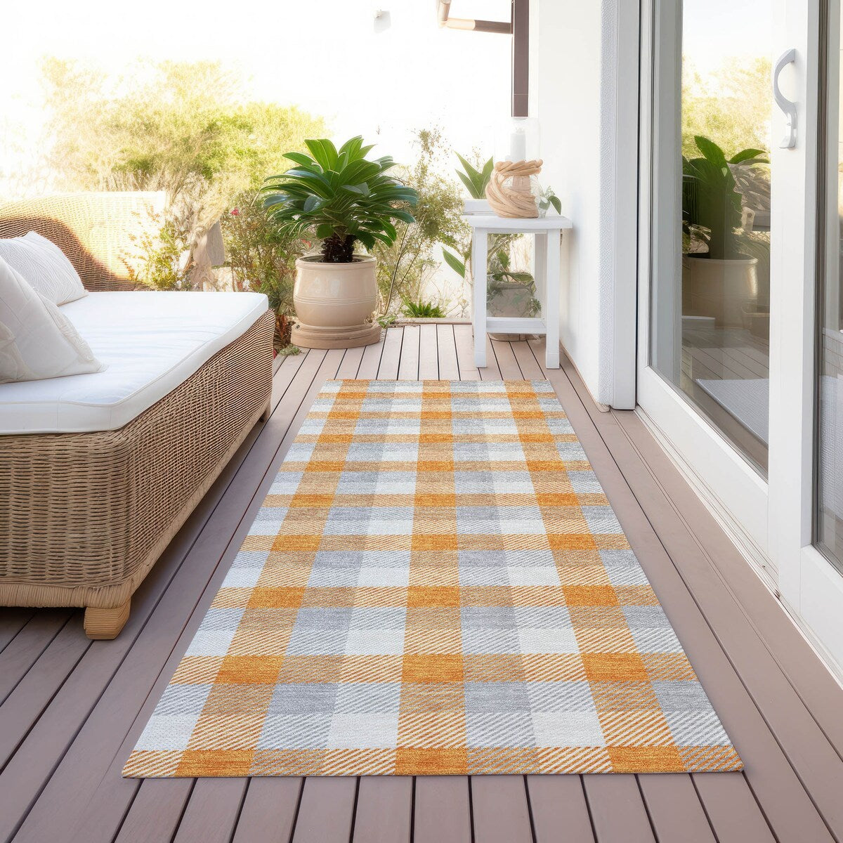 Machine Washable Indoor/ Outdoor Plaid Chantille Rug