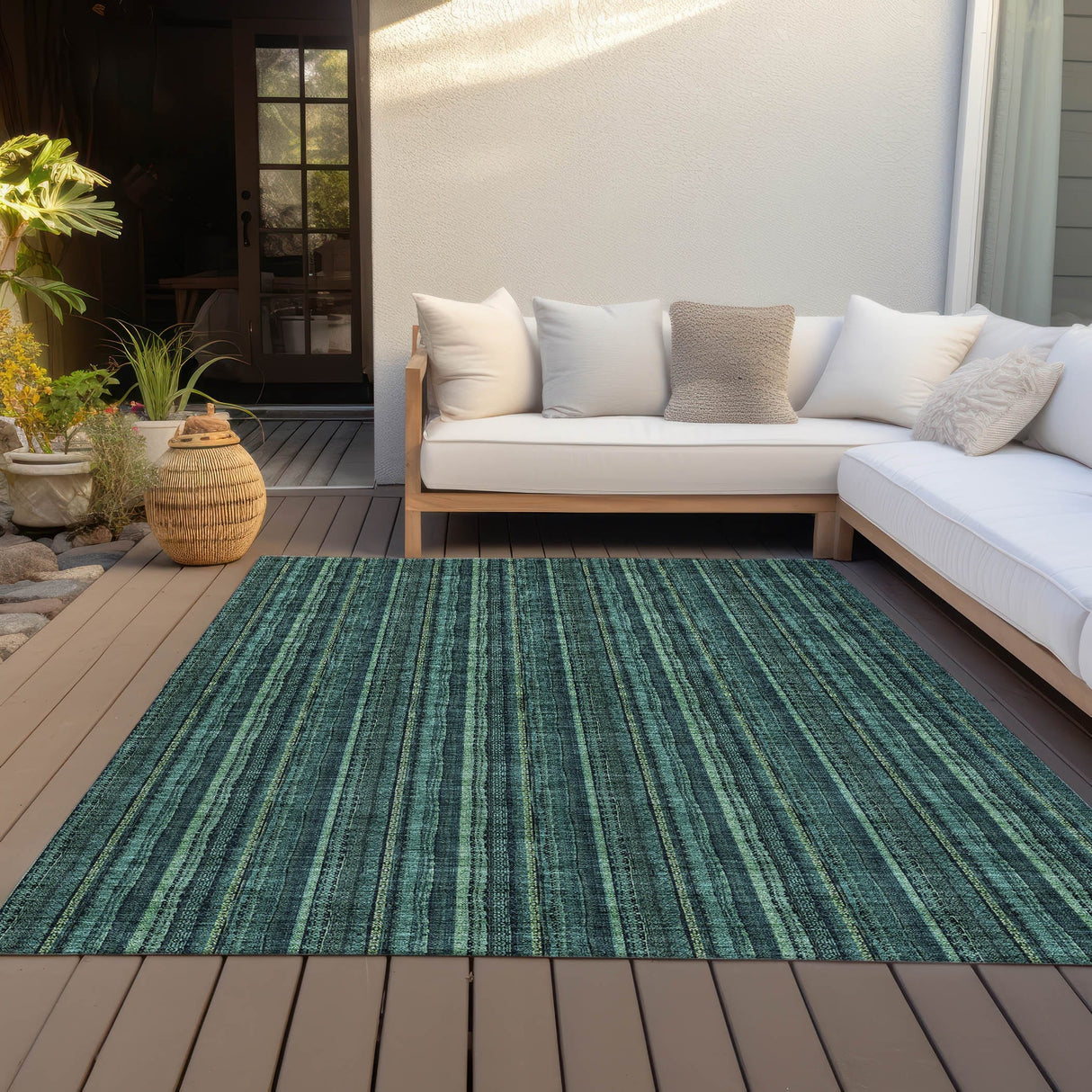 Machine Washable Indoor/ Outdoor Stripe Chantille Rug