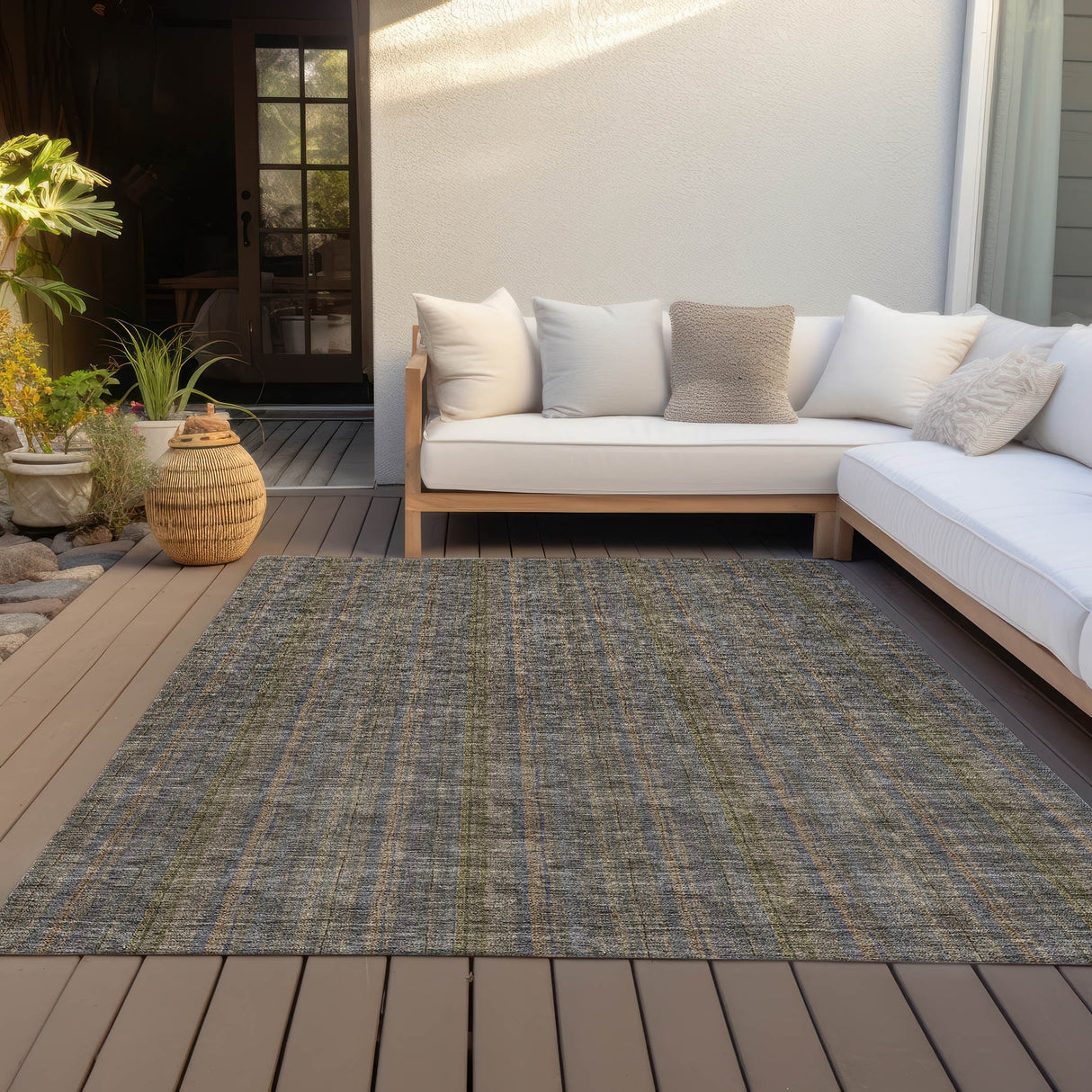 Machine Washable Indoor/ Outdoor Stripe Chantille Rug