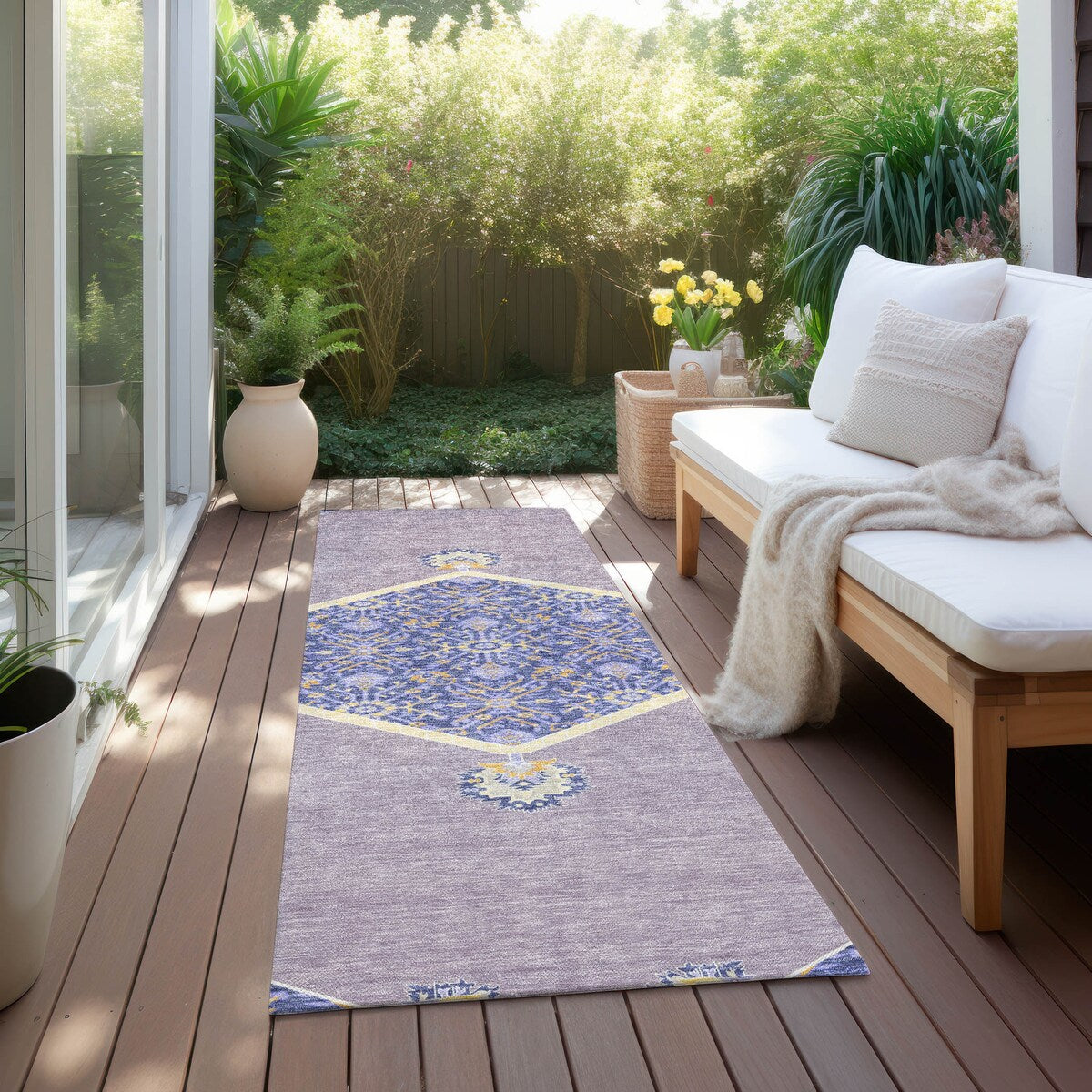 Machine Washable Indoor/ Outdoor Traditional Chantille Rug