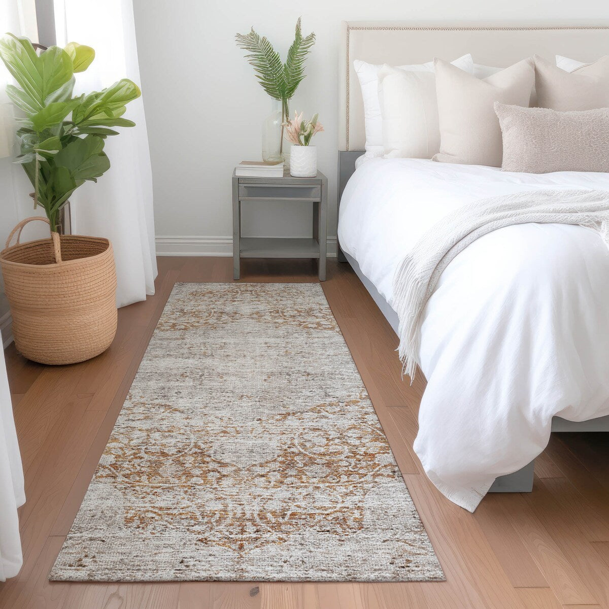 Machine Washable Indoor/ Outdoor Vintage Traditional Chantille Rug