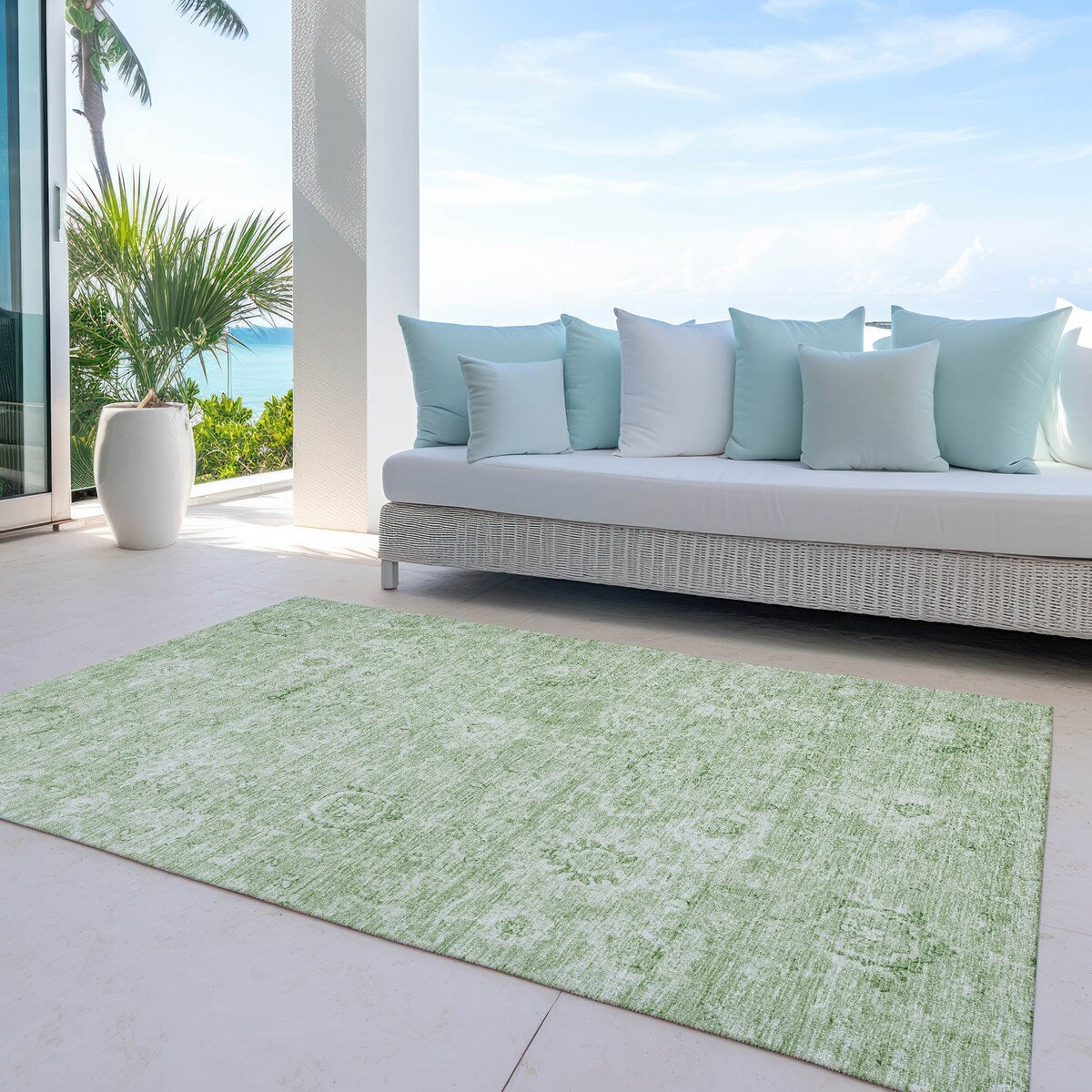 Machine Washable Indoor/ Outdoor Vintage Traditional Chantille Rug
