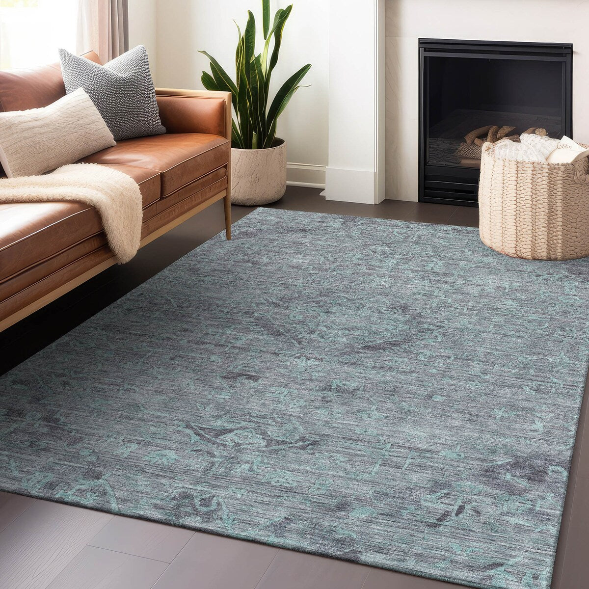 Machine Washable Indoor/ Outdoor Vintage Traditional Chantille Rug