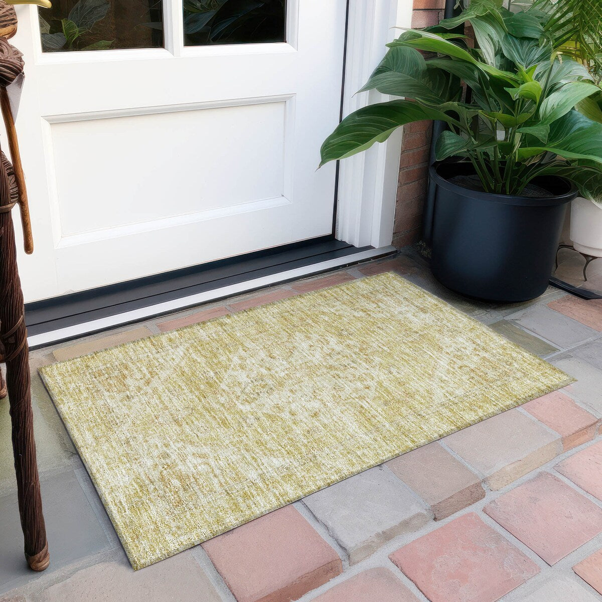 Machine Washable Indoor/ Outdoor Vintage Traditional Chantille Rug