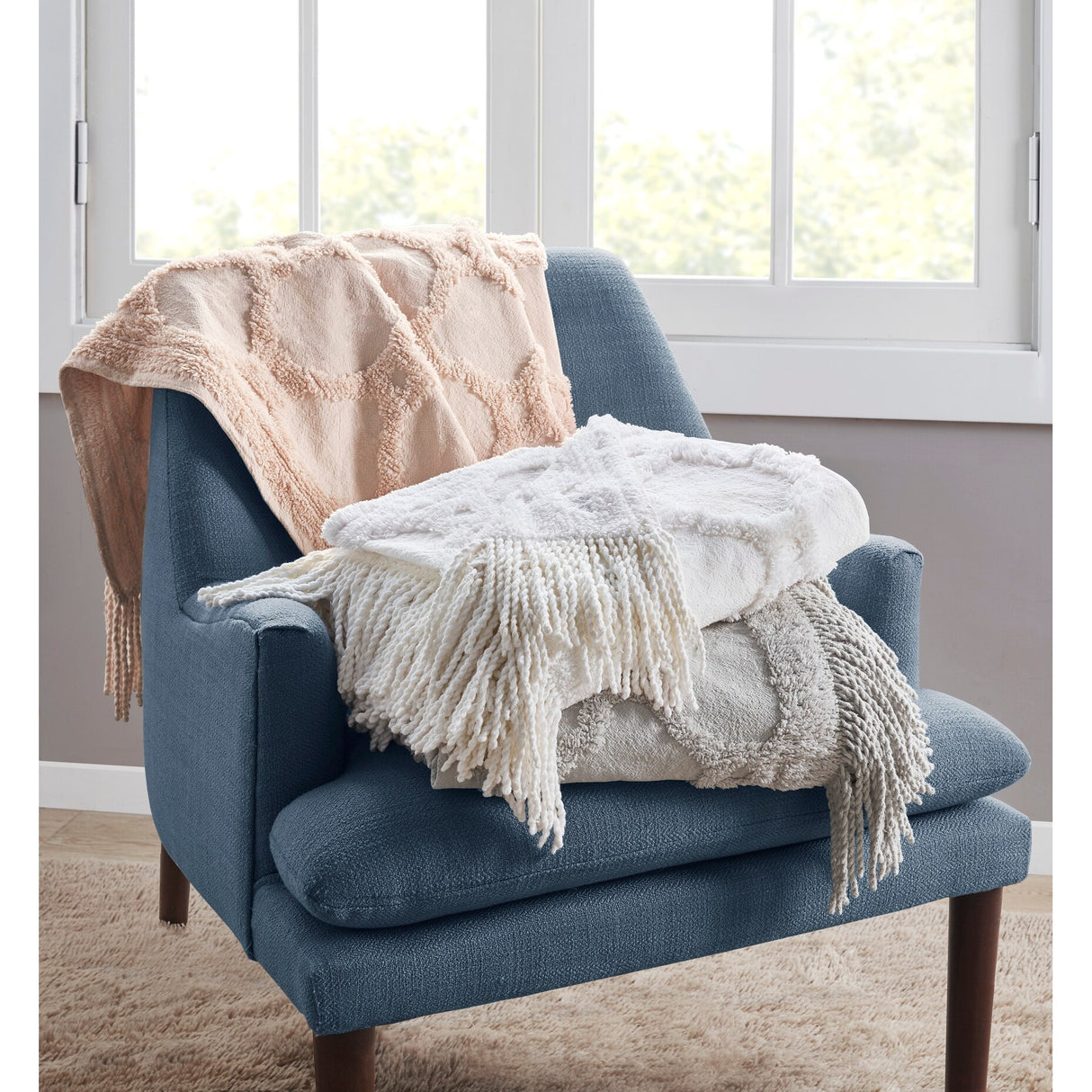 Madison Park Hannah 100-percent Cotton Tufted Chenille Lightweight Throw With Fringe Tassel