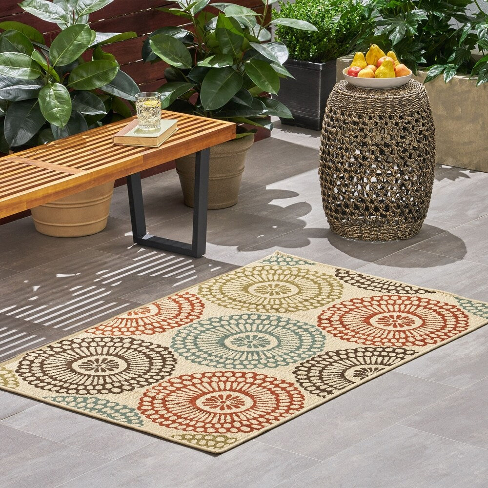 Mara Indoor/ Outdoor Floral Area Rug by Christopher Knight Home