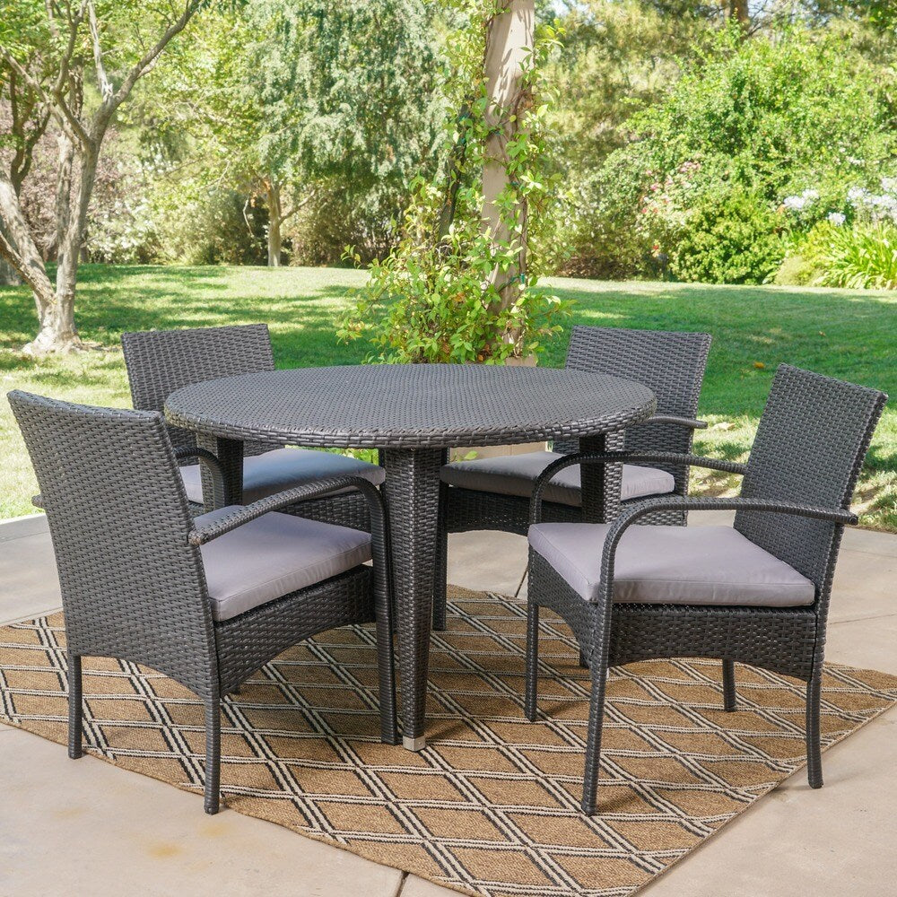 Marin Outdoor 5-piece Round Dining Set with Cushions by Christopher Knight Home