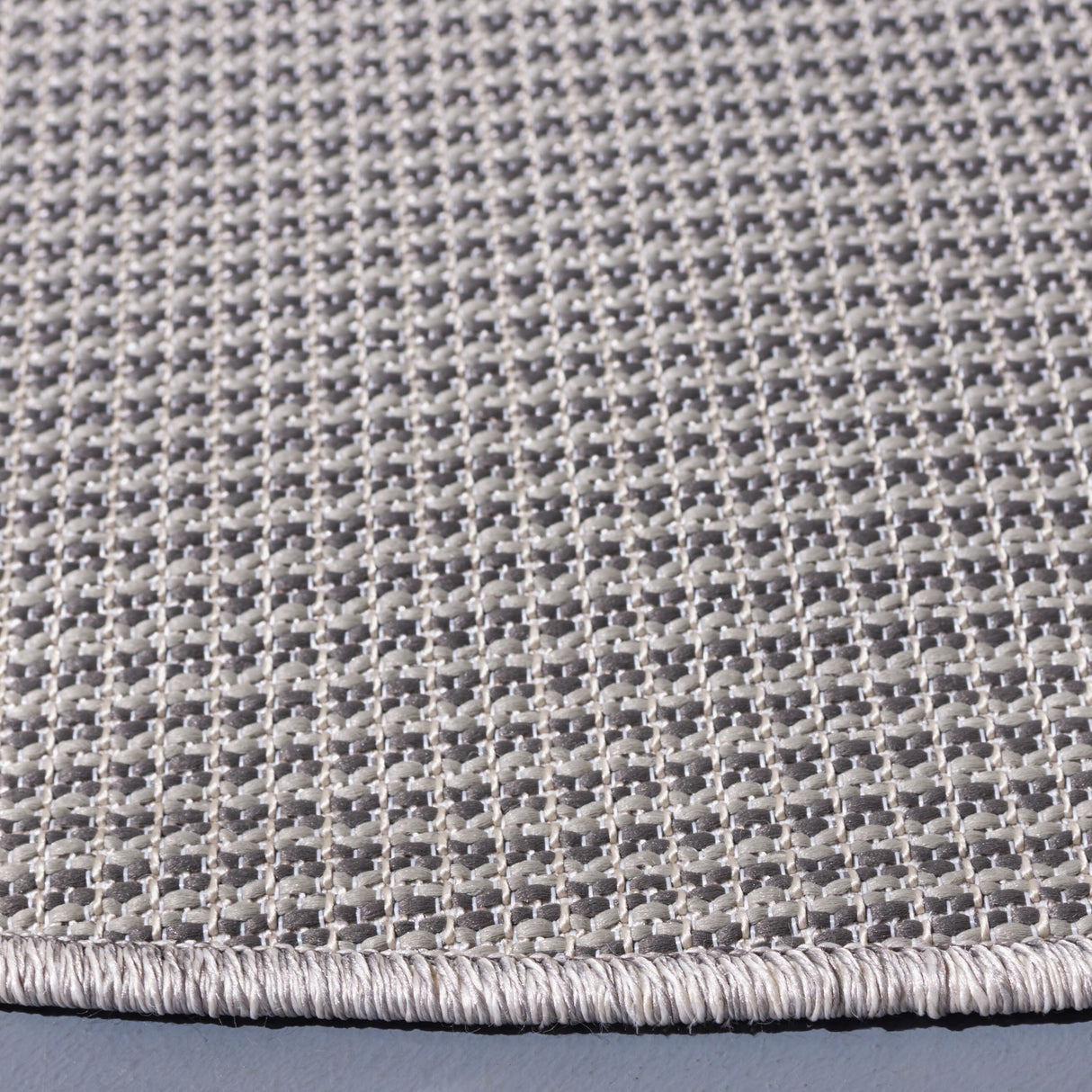 Martha Stewart by SAFAVIEH Silvestra Indoor/ Outdoor Rug