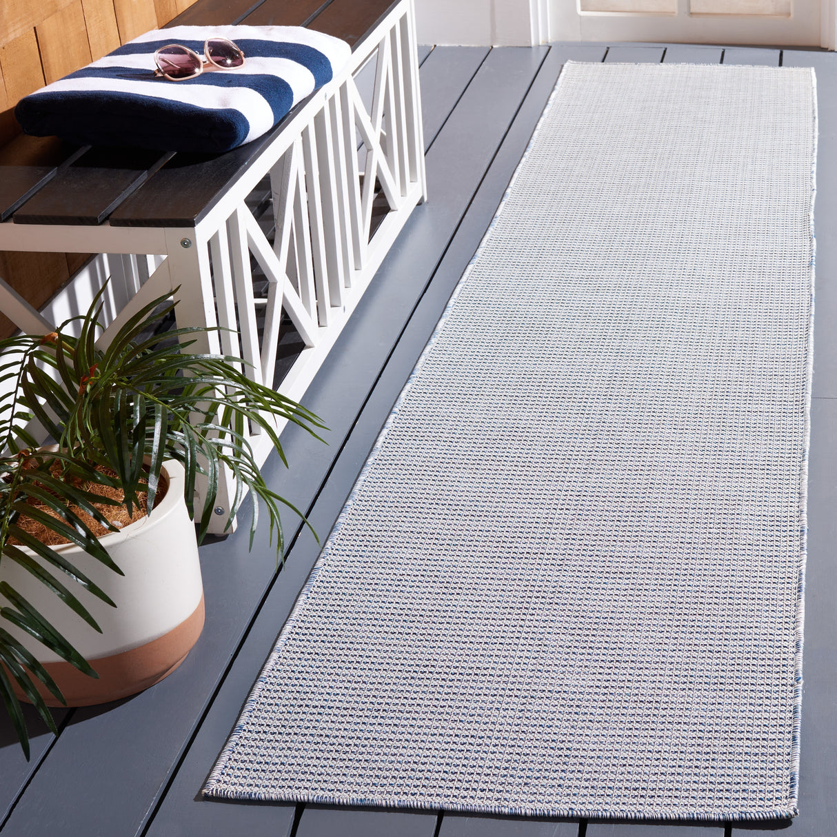 Martha Stewart by SAFAVIEH Silvestra Indoor/ Outdoor Rug