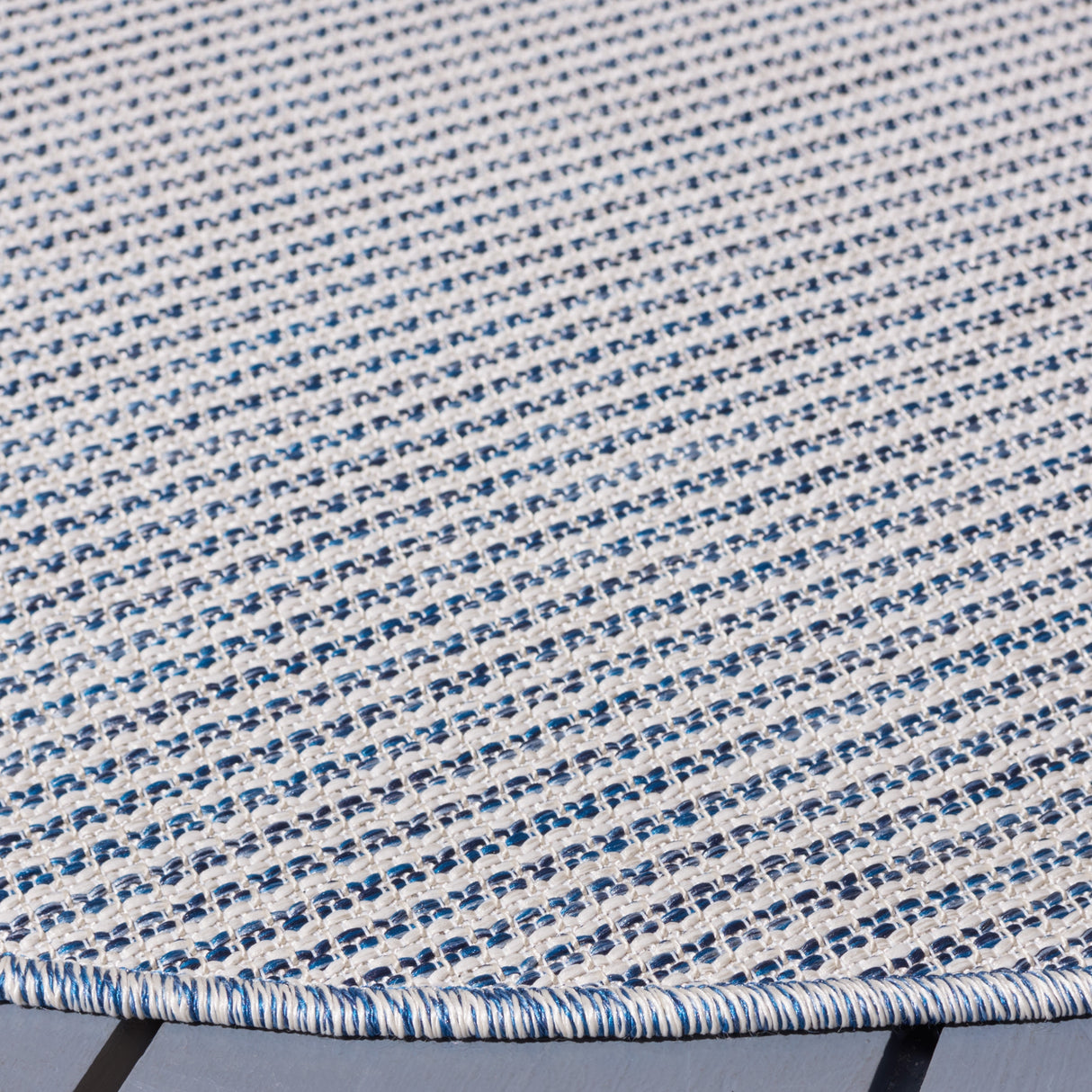 Martha Stewart by SAFAVIEH Silvestra Indoor/ Outdoor Rug