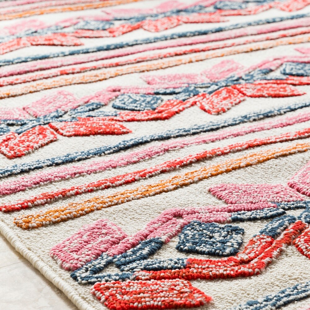 Marvao Southwestern Striped Indoor/ Outdoor Area Rug - 4' x 6'