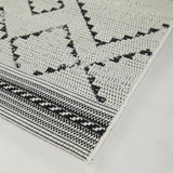 Mattei Diamond Trellis Indoor/Outdoor Area Rug