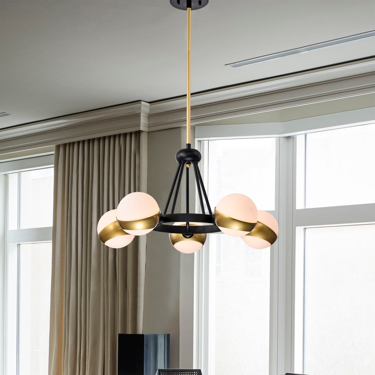 Melite 23 Inch Modern Wagon Wheel Sputnik Designed Ceiling Lighted Chandelier Matte Black and Satin Gold Finish 5-Light - N/A