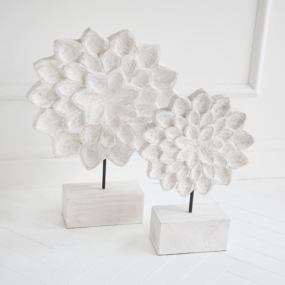 Mercana Yakima I Whitewashed Wood Distressed Flower Figurine - 266