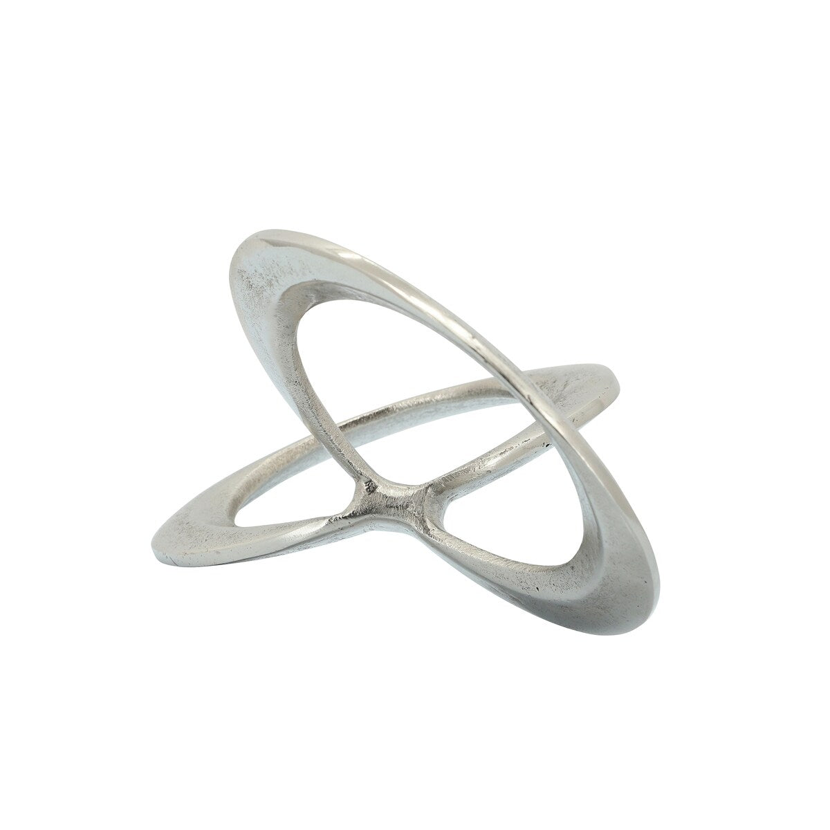 Metal 12" Circle Links, Silver 7.0"H - 11.5" x 7.0" x 7.0"