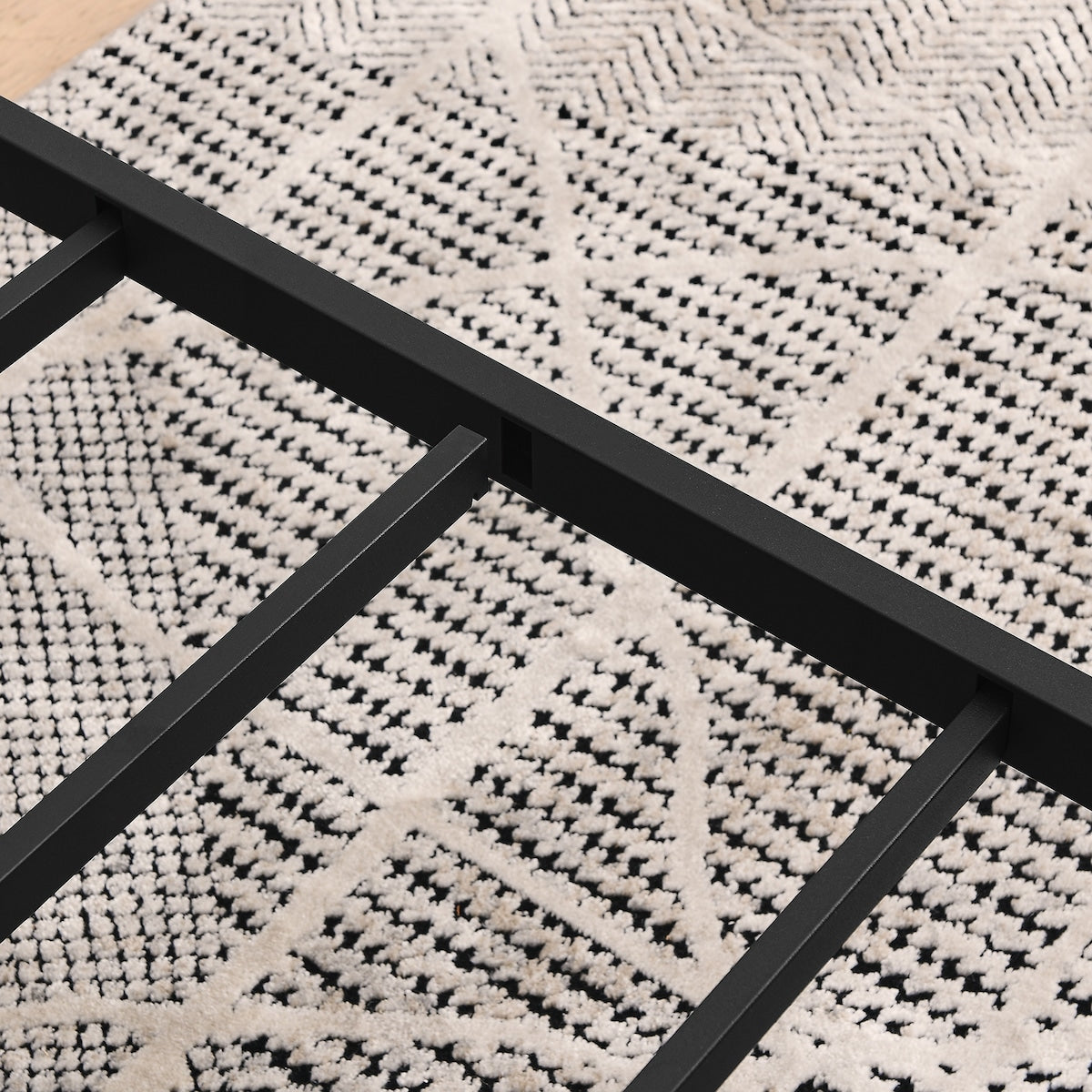Metal Platform Bed Frame, Iron-Art Headboard Footboard Hardened Steel Slats Under Bed Storage Noise-Free No Box Spring Needed