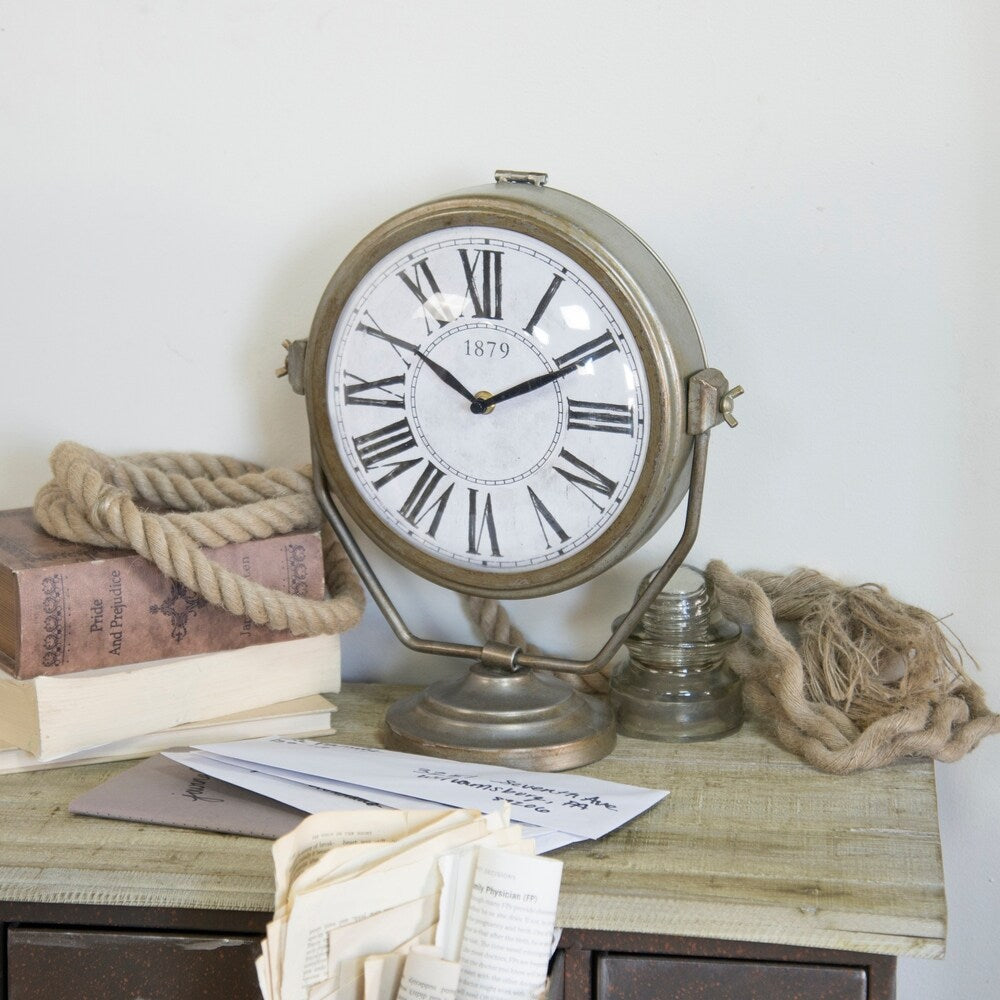 Metal table clock