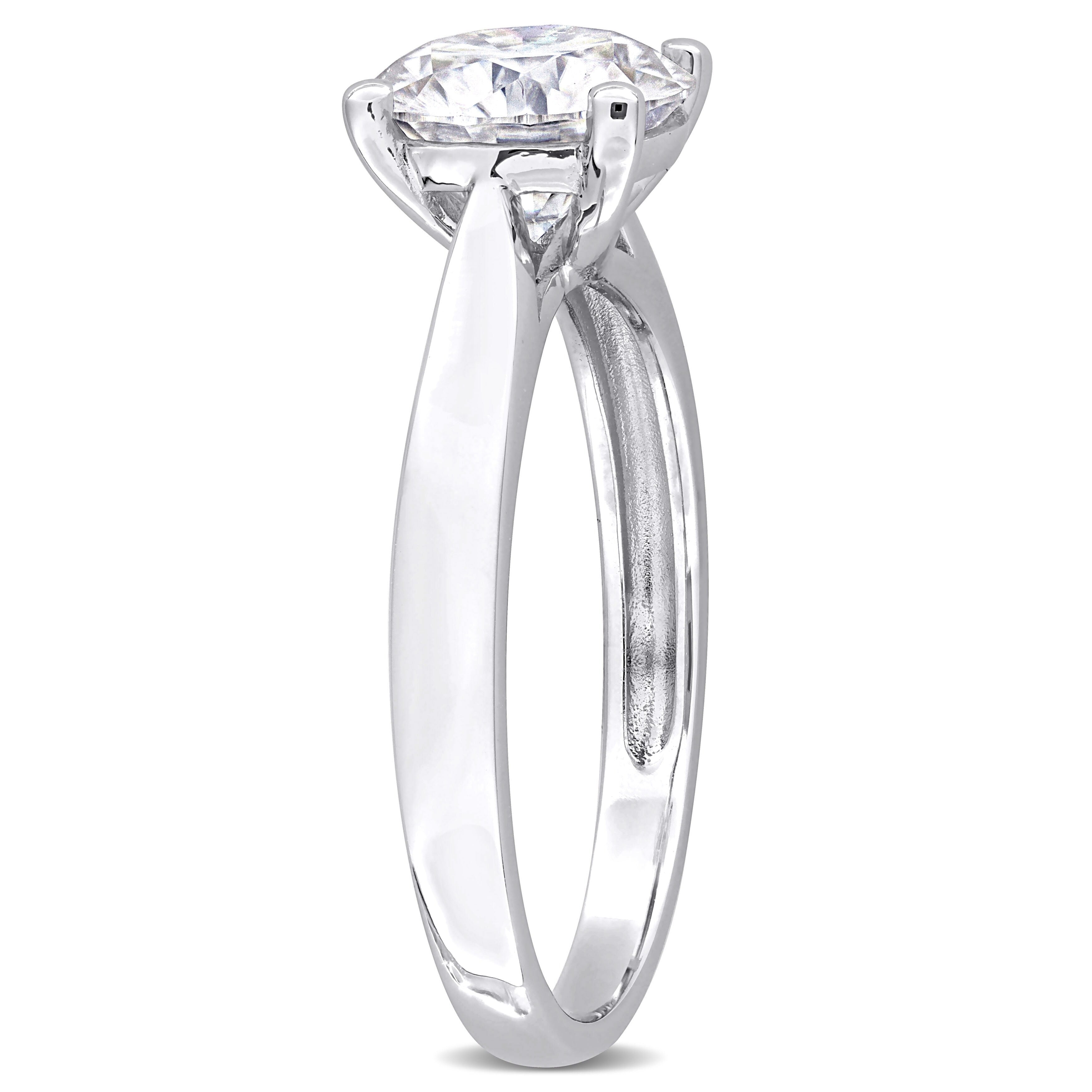 Miadora 1 4/5ct DEW Round-cut Created Moissanite Solitaire Ring in Sterling Silver