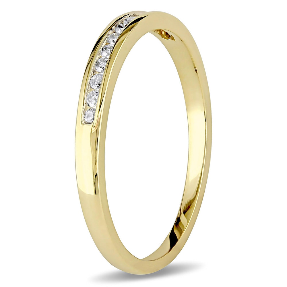 Miadora 10k Yellow or Rose Gold 1/8ct TDW Diamond Wedding Band