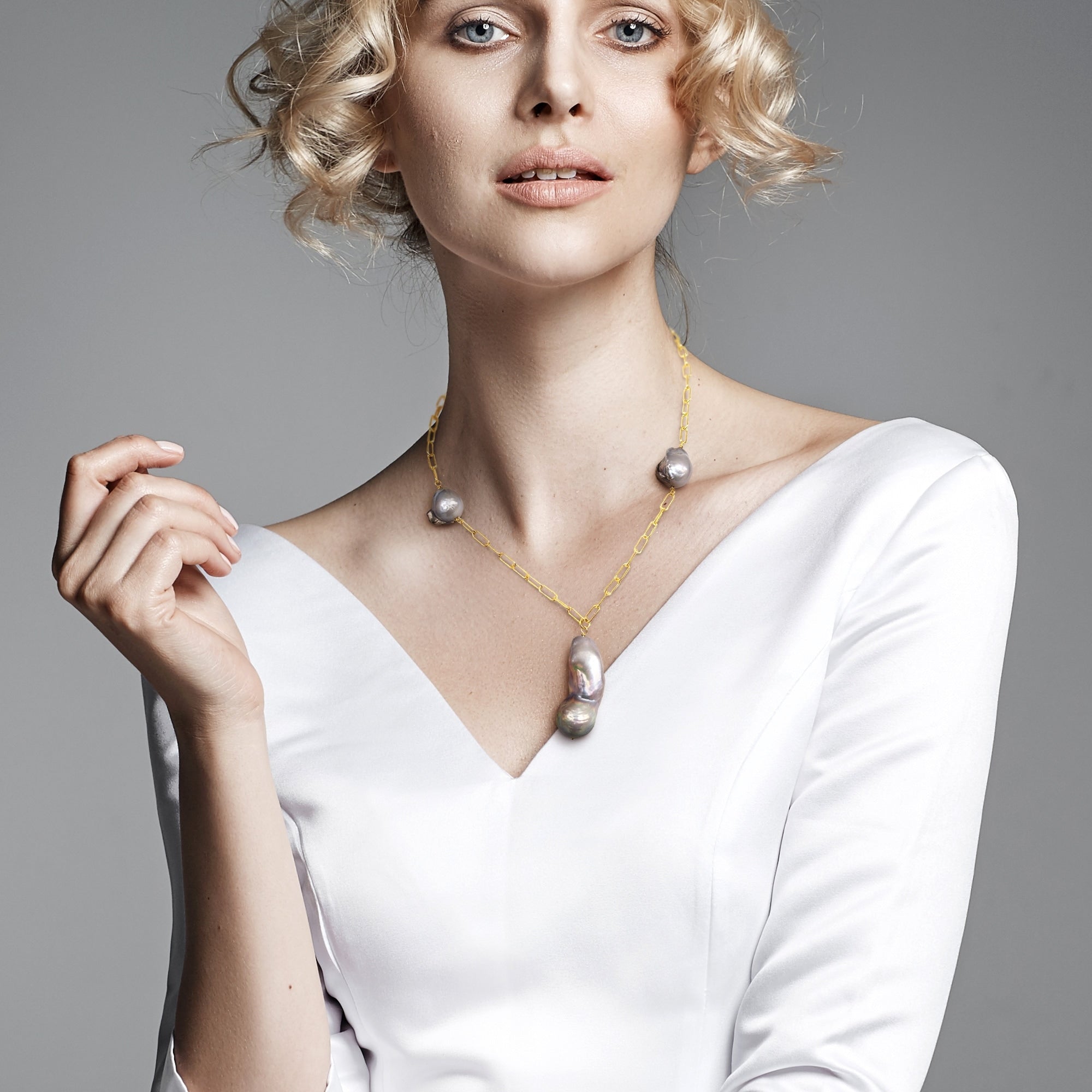 Miadora 13-15mm Grey Cultured Freshwater Baroque Pearl Lariat Necklace with 3.5mm Paperclip Link Chain in Yellow Silver