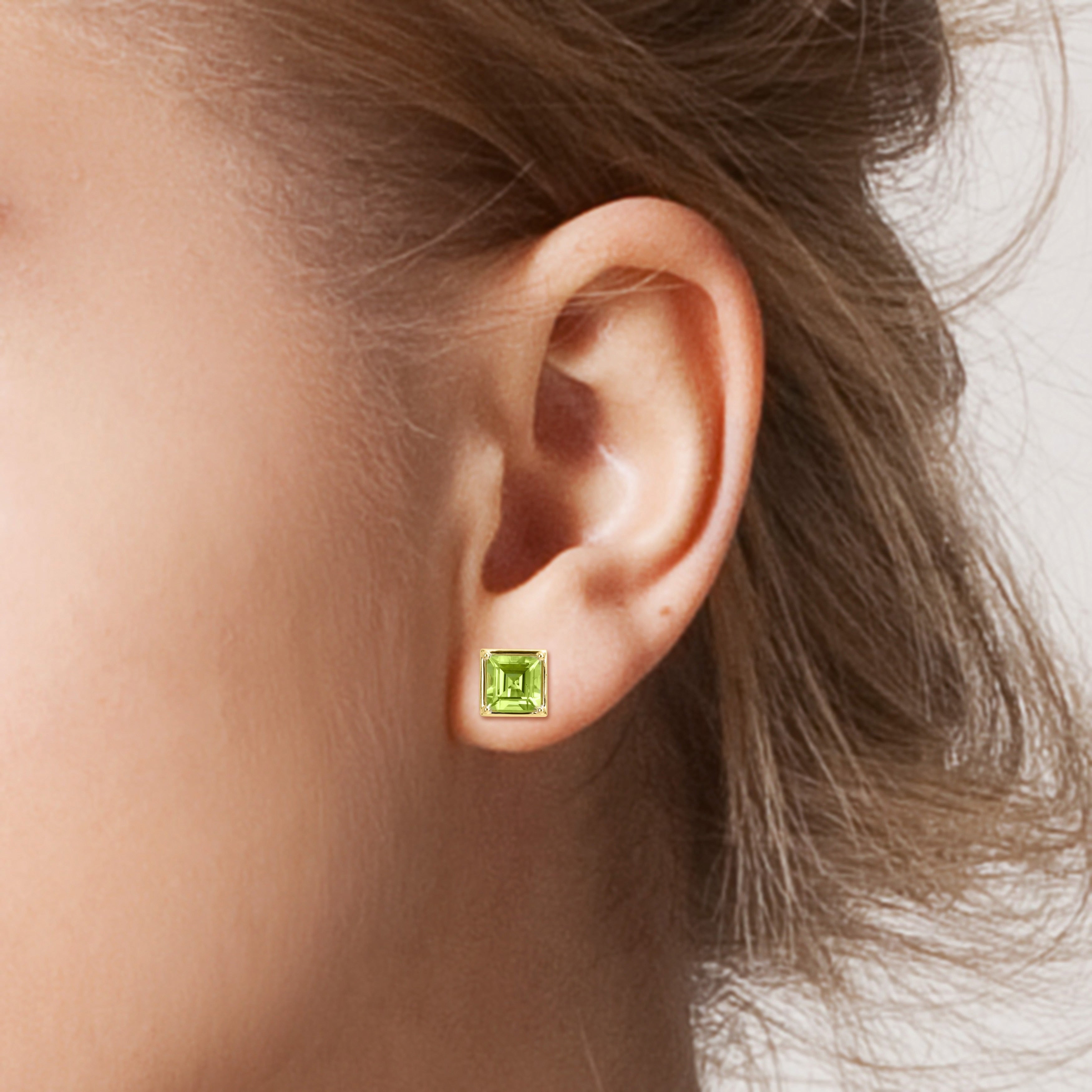 Miadora 14k Yellow Gold Peridot Square Stud Earrings