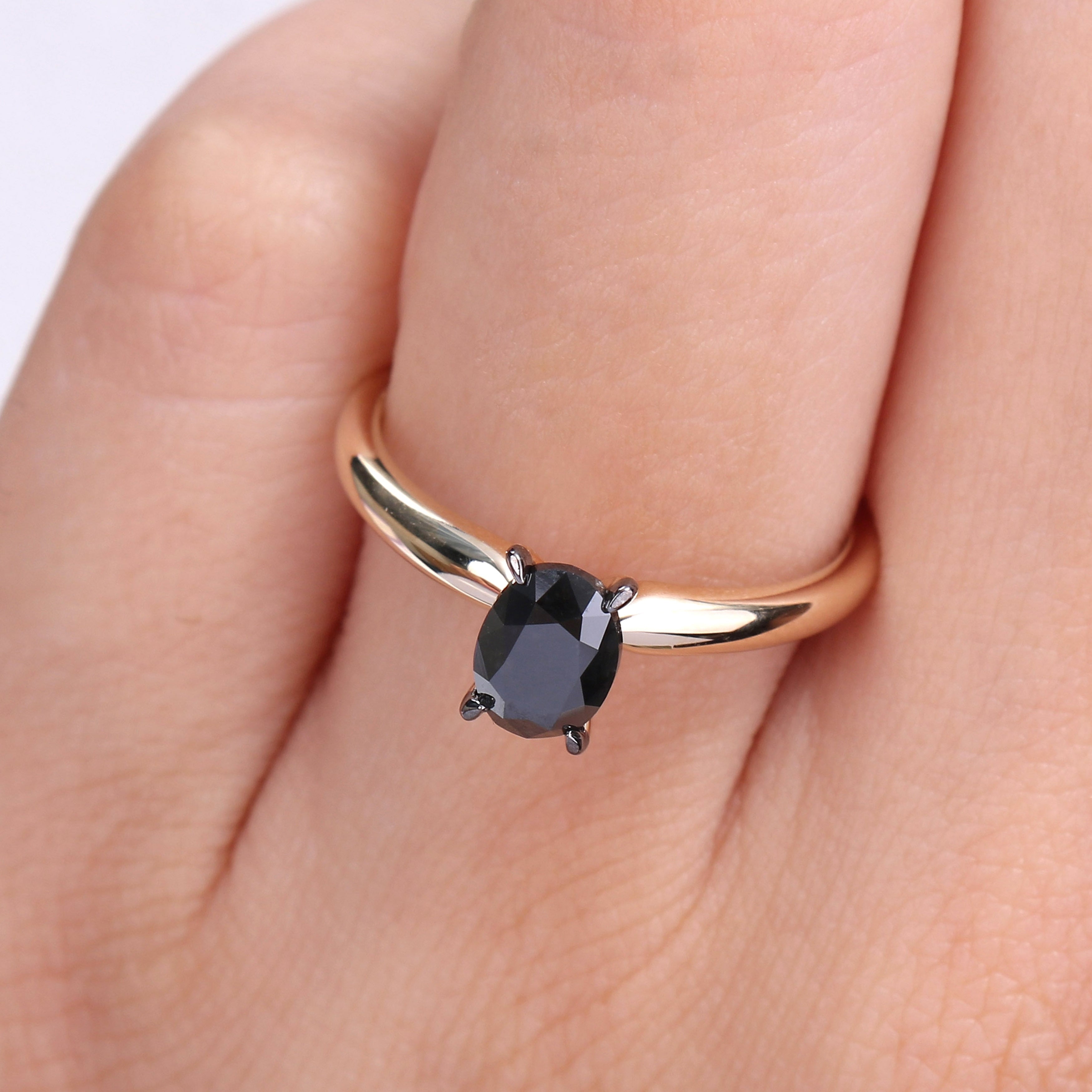 Miadora 1ct TDW Oval-cut Black Diamond Solitaire Engagement Ring in 14k Yellow Gold