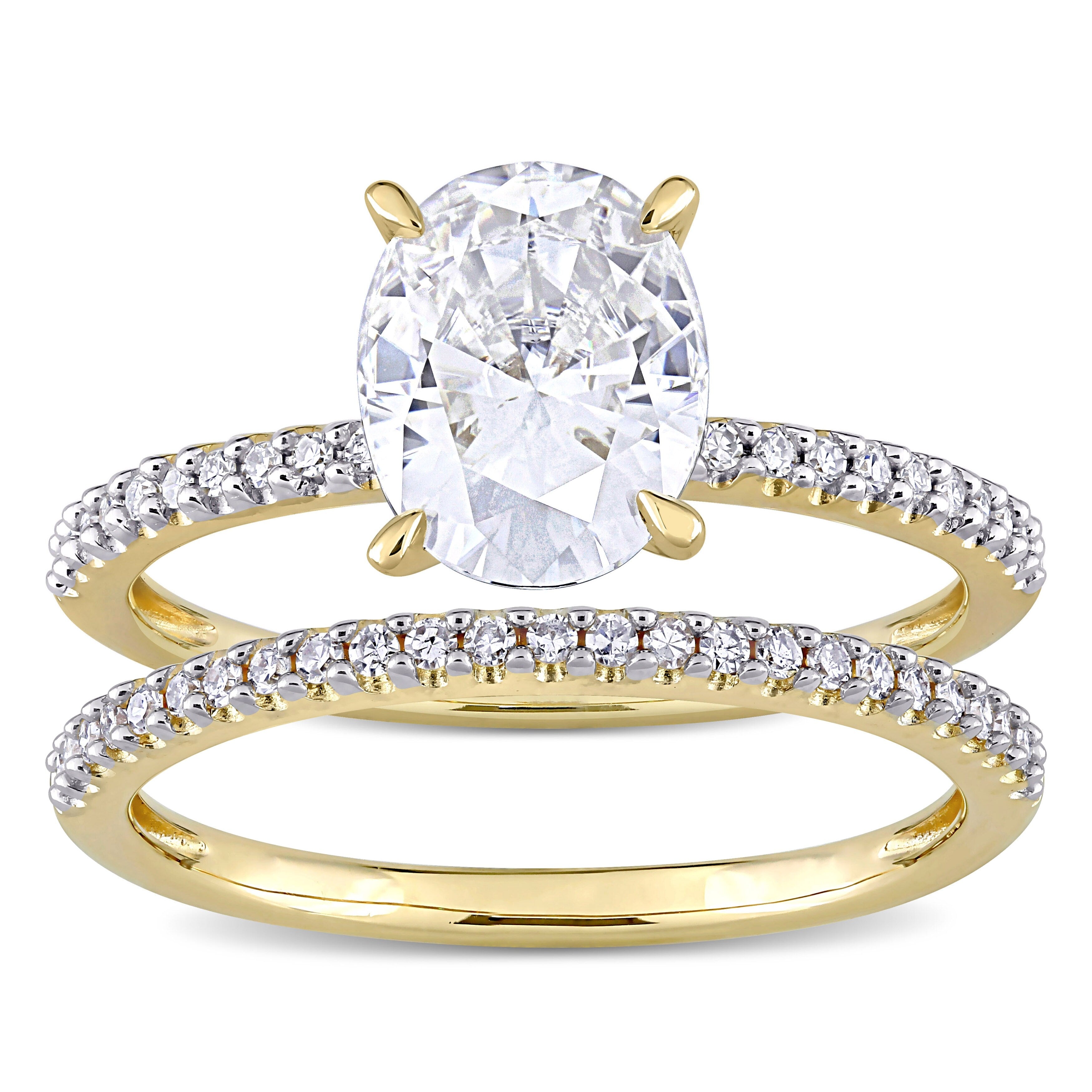 Miadora 2ct DEW Oval-Cut Moissanite and 1/4ct TDW Diamond Bridal Ring Set in 14k Yellow Gold