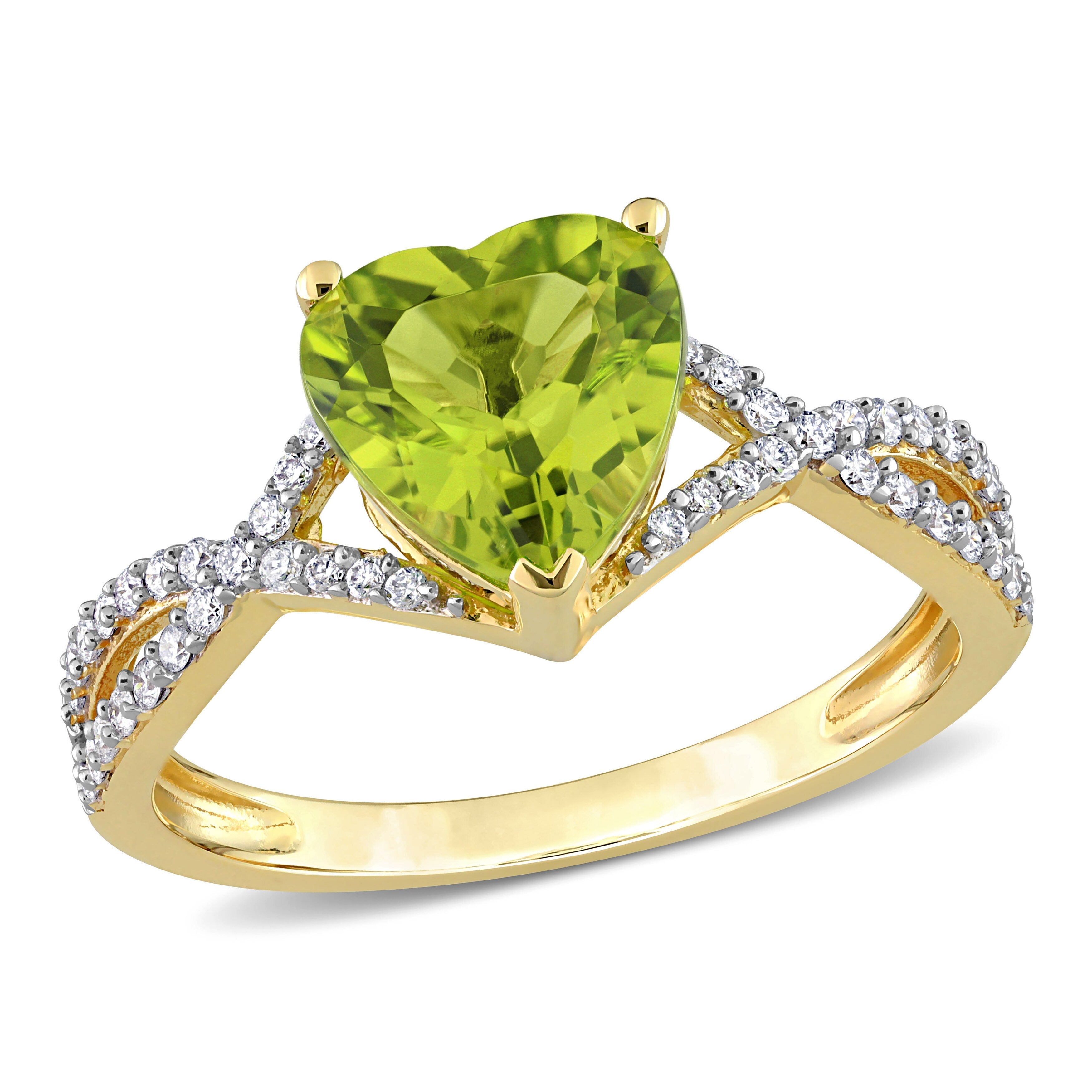 Miadora Heart-cut Peridot and 1/5ct TDW Diamond Crossover Ring in 14k Yellow Gold