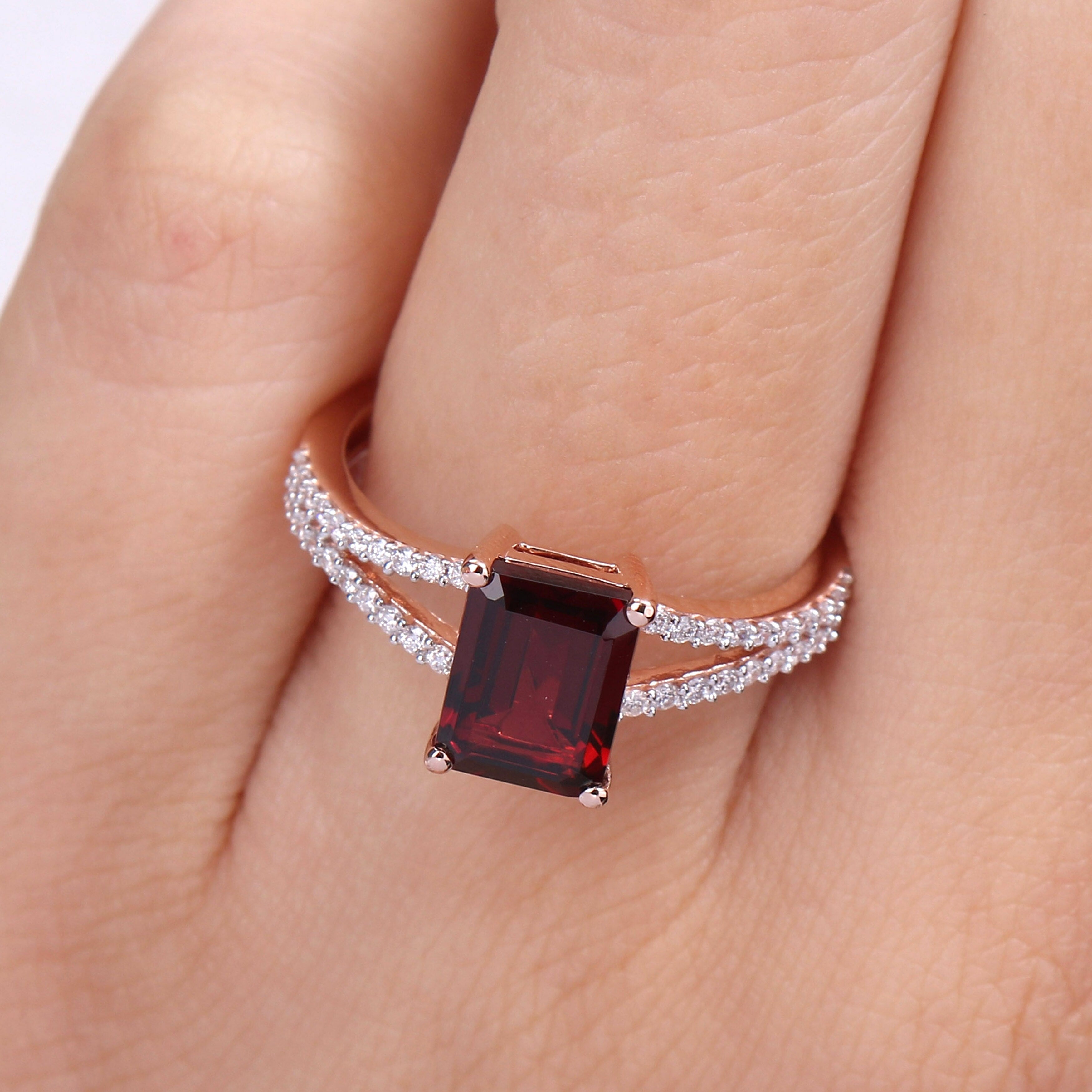 Miadora Octagon-Cut Garnet and 1/5ct TDW Diamond Split Shank Cocktail Ring in 14k Rose Gold