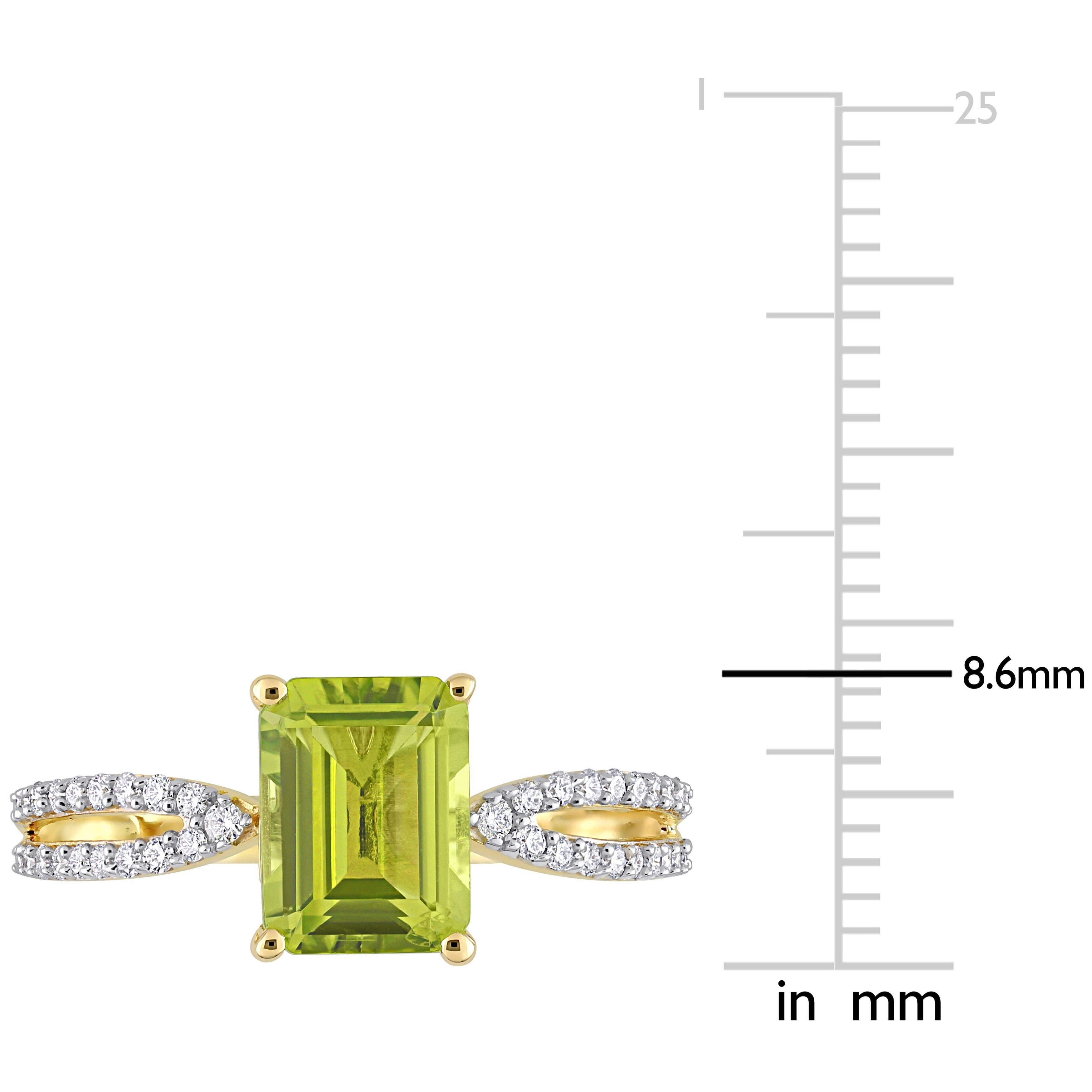 Miadora Octagon-cut Peridot and 1/5ct TDW Diamond Split Shank Cocktail Ring in 14k Yellow Gold