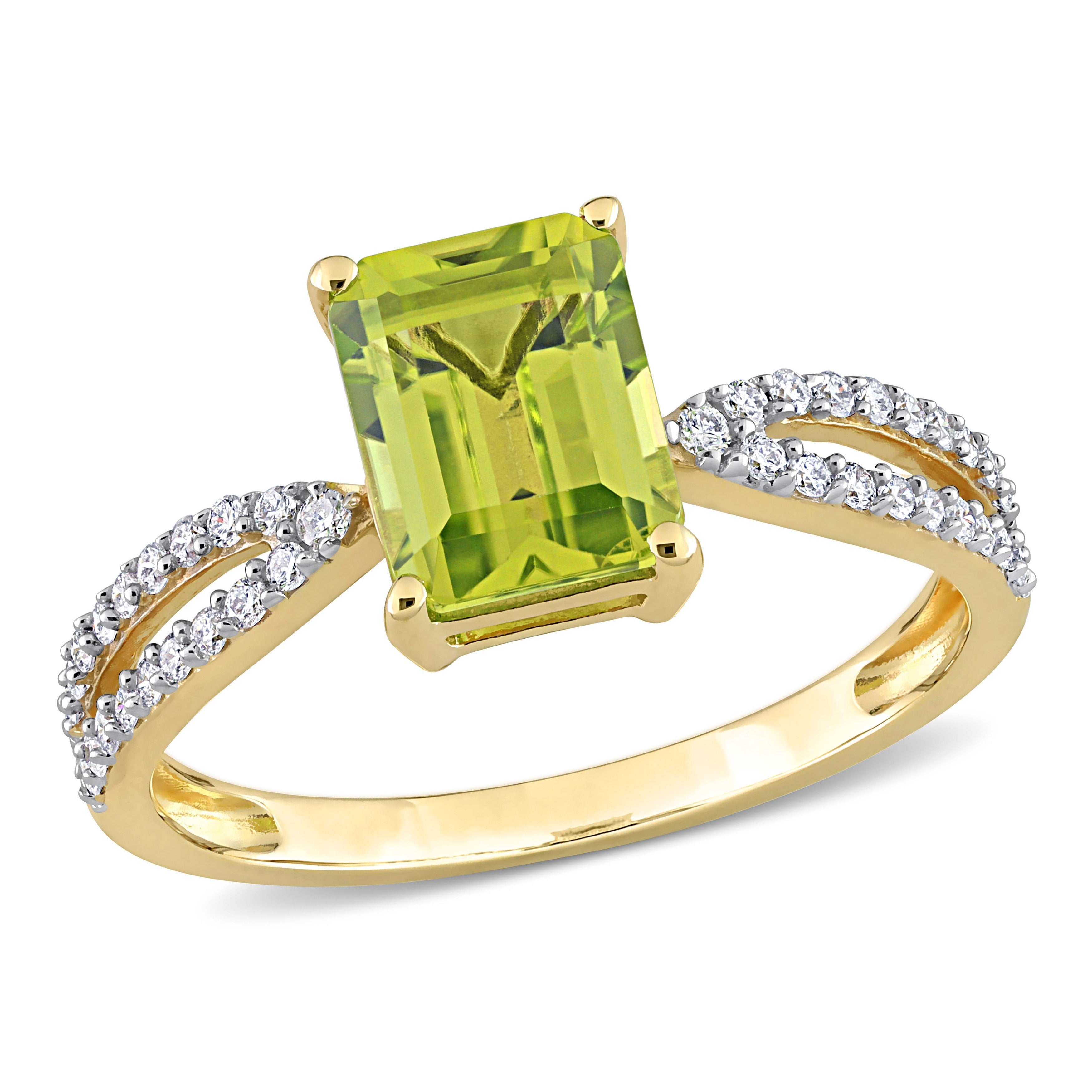 Miadora Octagon-cut Peridot and 1/5ct TDW Diamond Split Shank Cocktail Ring in 14k Yellow Gold