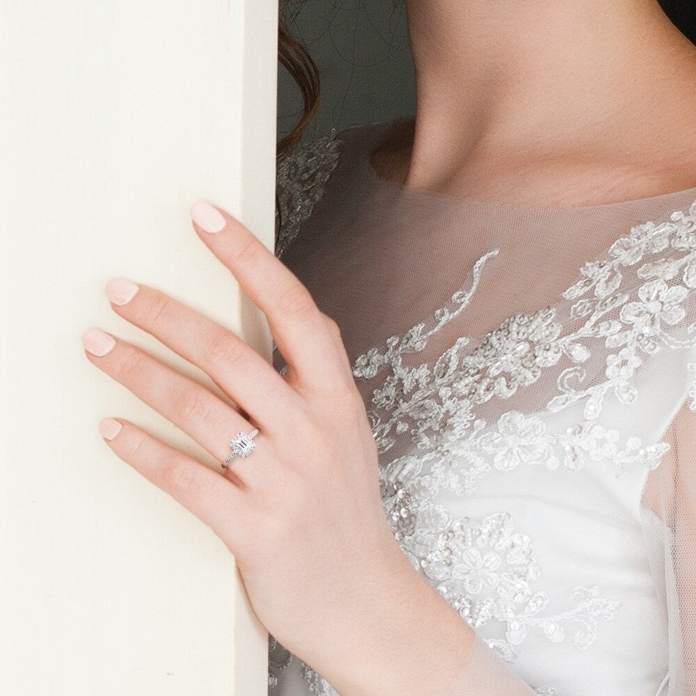 Miadora Signature Collection 14k White Gold 7/8ct TDW Emerald-cut Diamond Engagement Ring
