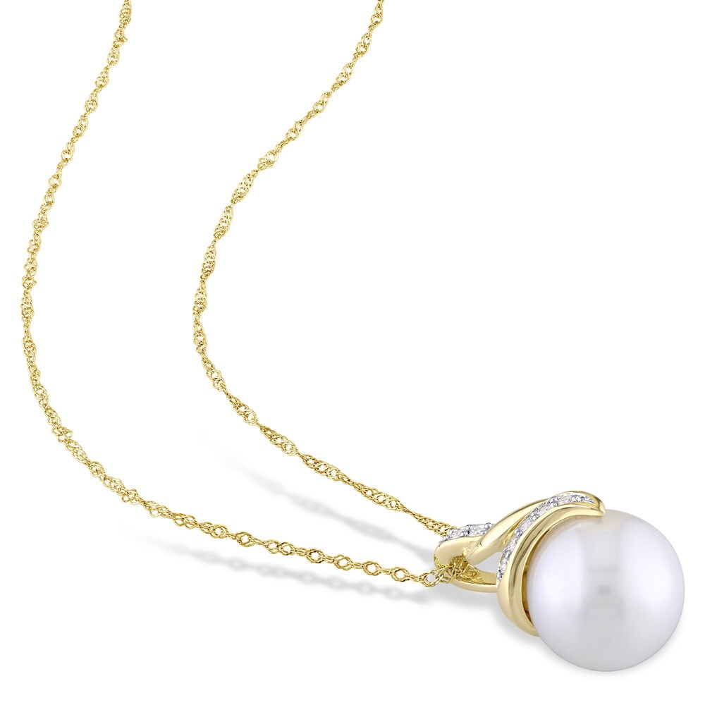 Miadora Signature Collection 14k Yellow Gold South Sea and 1/10ct TDW Diamond Swirl Solitaire Drop Necklace (9.5-10 mm) - White