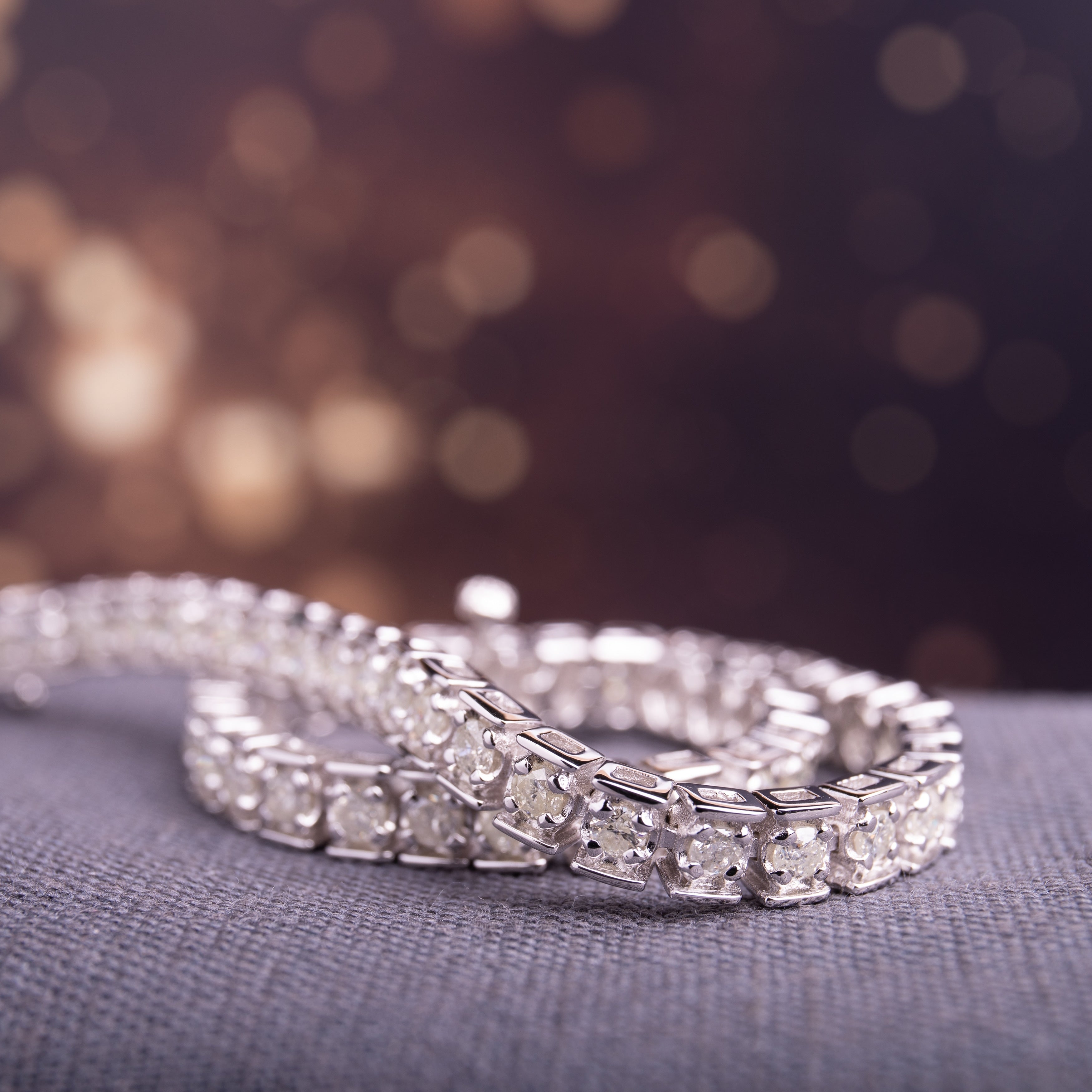 Miadora Sterling Silver 3ct TDW Diamond Tennis Bracelet - 7.25 in x 4.5 mm