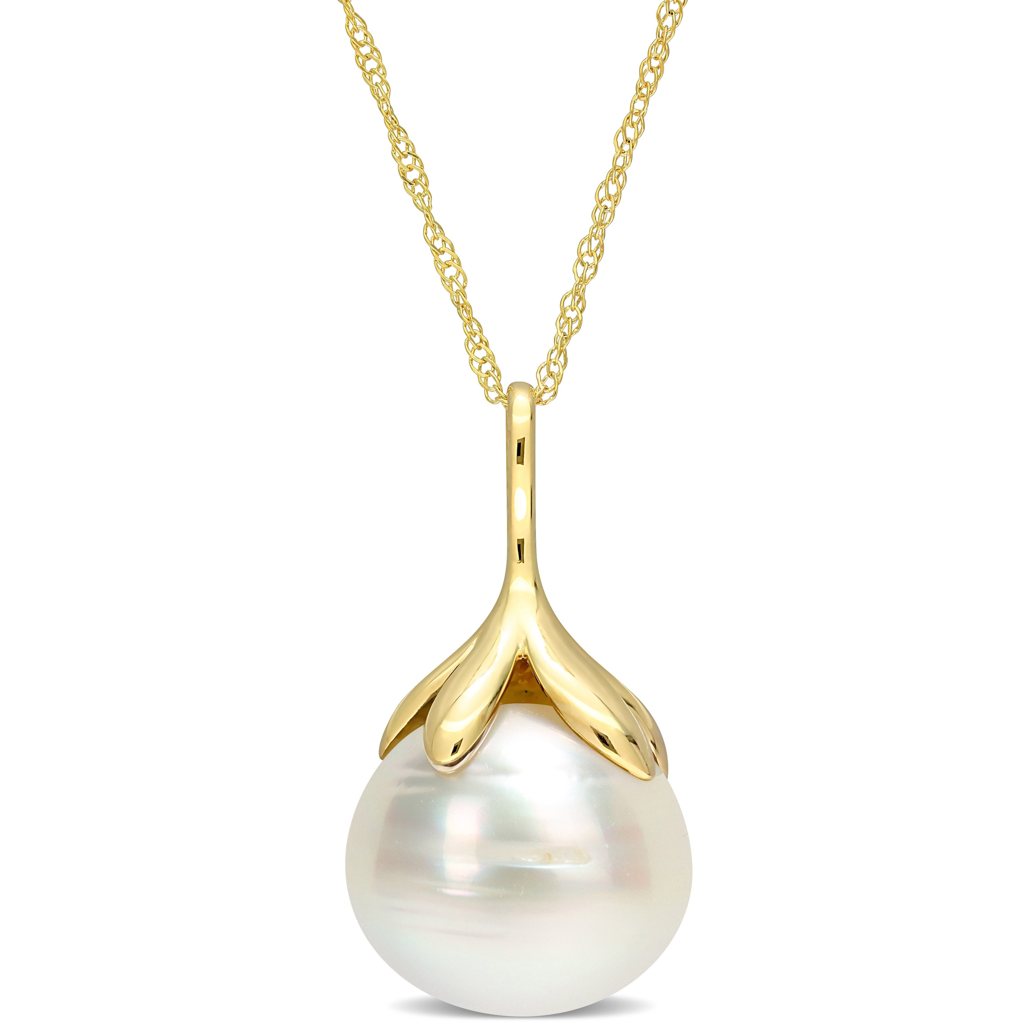 Miadora White South Sea Cultured Pearl Pendant in 14k Yellow Gold (10-11mm)