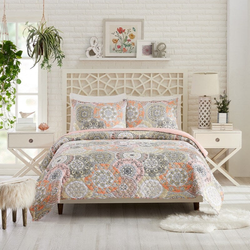 Jessica Simpson Minari Medallion 3-Piece Microfiber Quilt Set