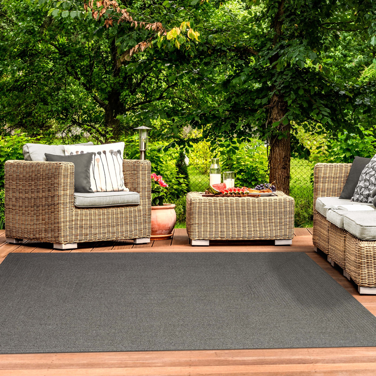 Superior Reversible Solid Modern Rustic Braided Indoor/ Outdoor Area Rug